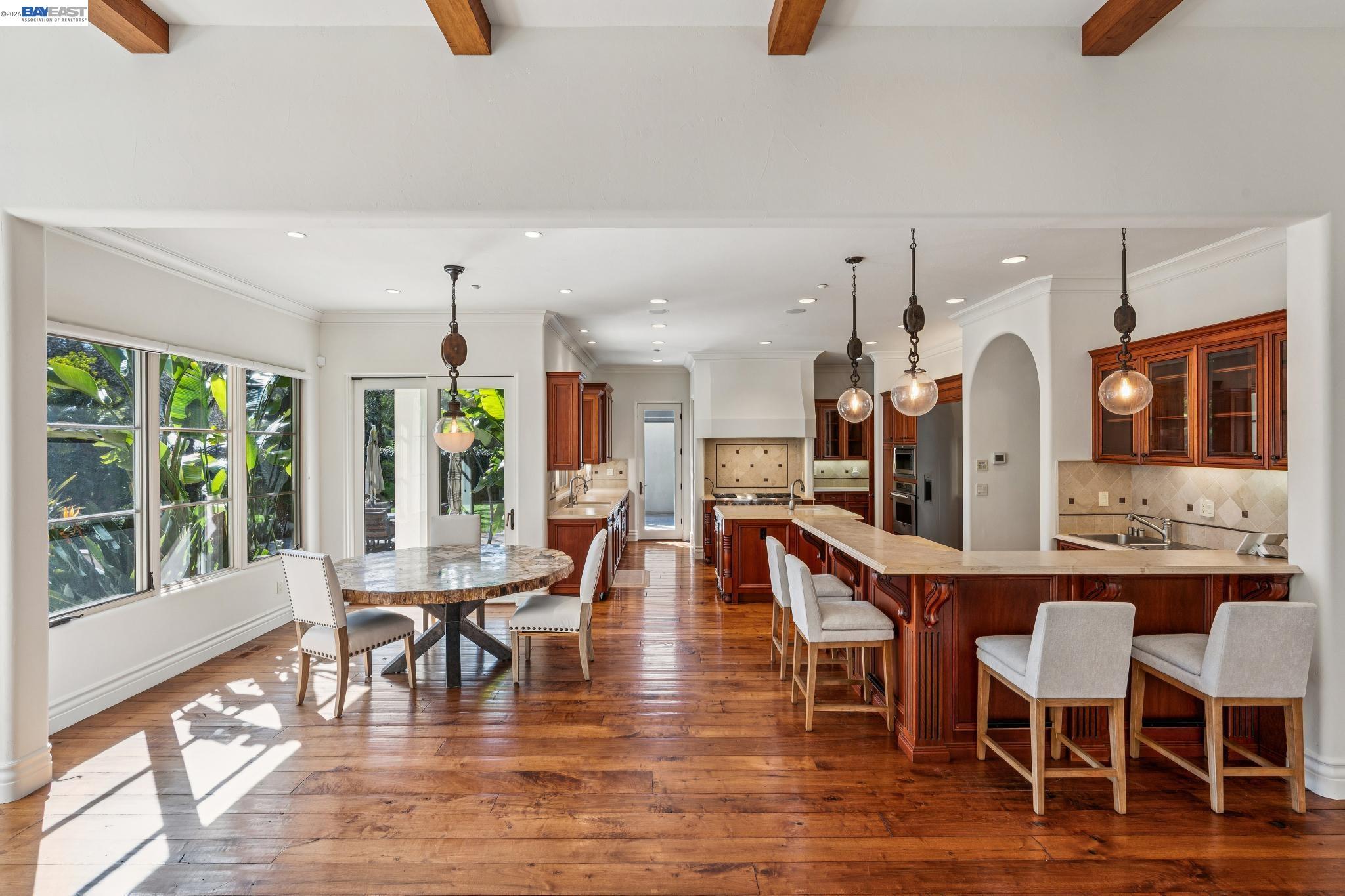 Detail Gallery Image 20 of 60 For 1439 Vine Ln, Alamo,  CA 94507 - 5 Beds | 4/2 Baths