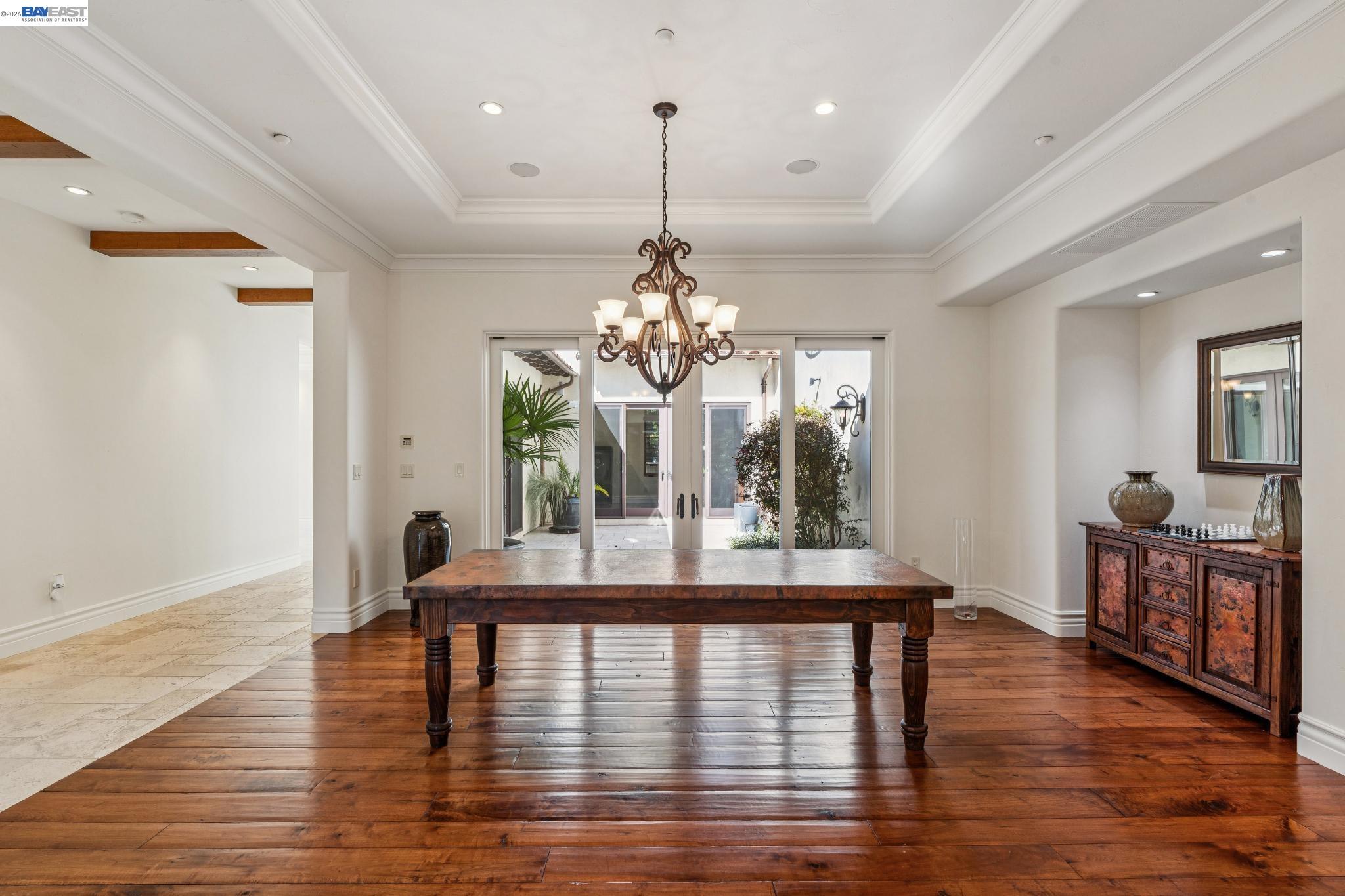 Detail Gallery Image 9 of 60 For 1439 Vine Ln, Alamo,  CA 94507 - 5 Beds | 4/2 Baths