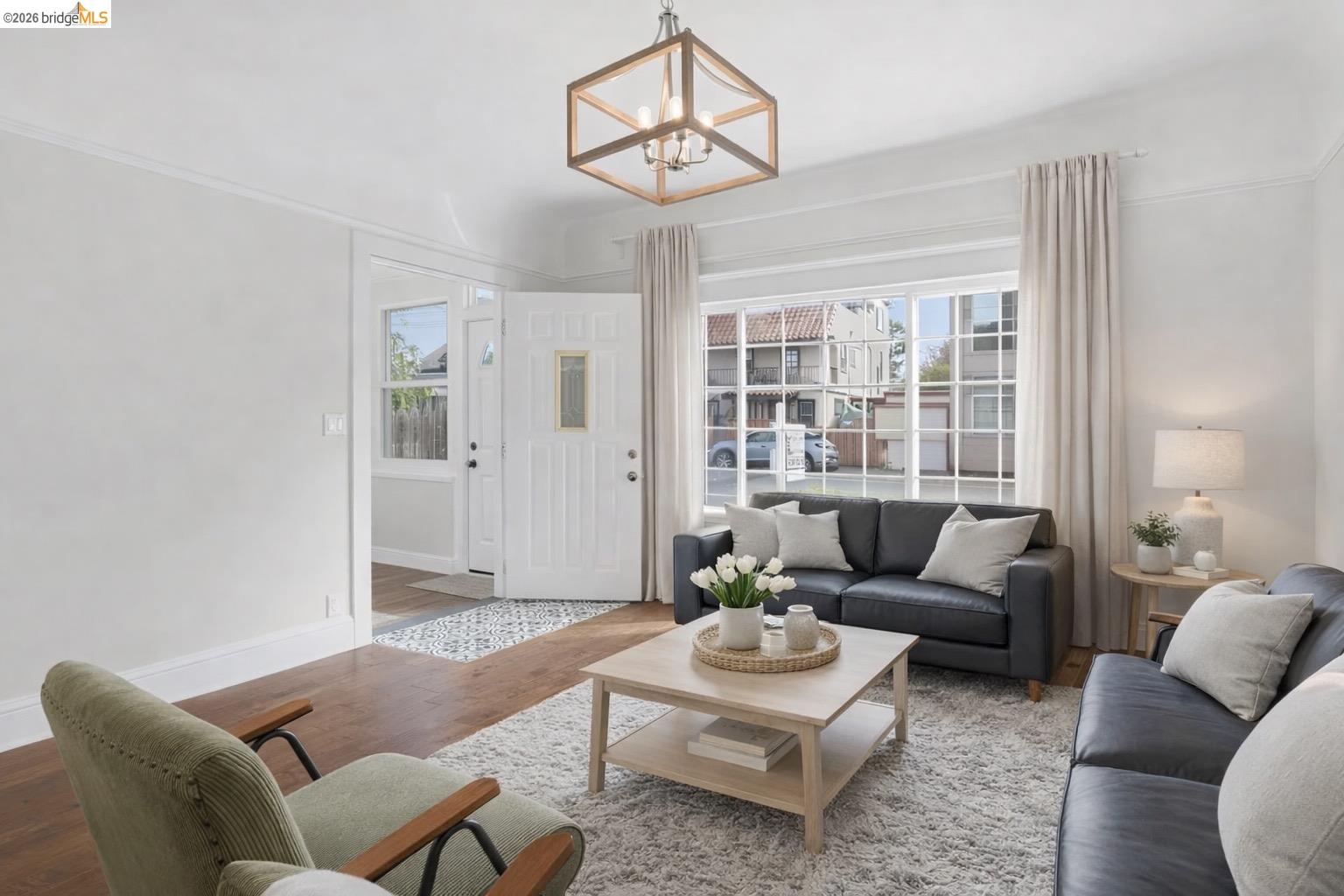 Detail Gallery Image 6 of 53 For 3114 California St, Berkeley,  CA 94703 - – Beds | – Baths