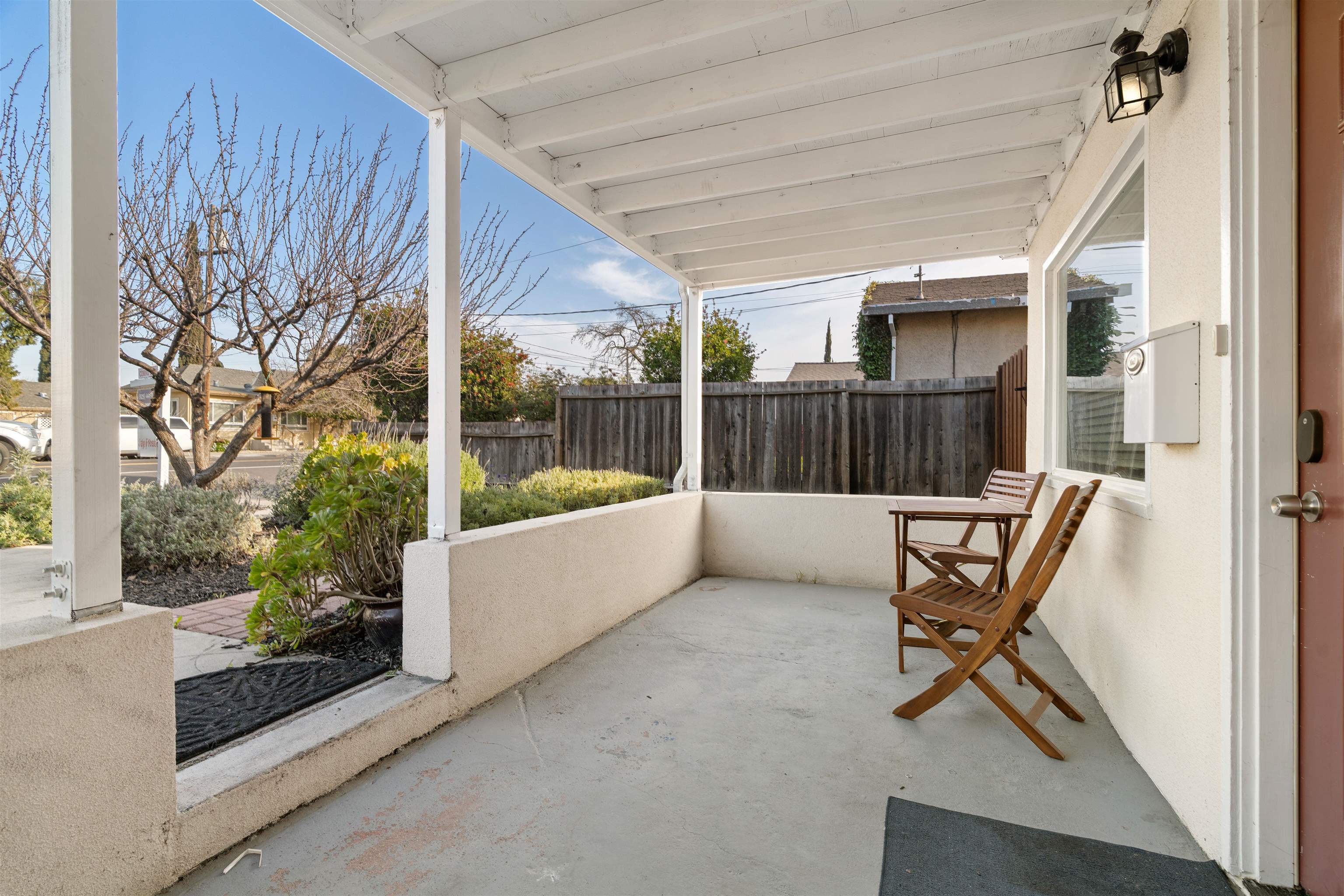 Detail Gallery Image 3 of 37 For 633 N P St, Livermore,  CA 94551 - 3 Beds | 2 Baths