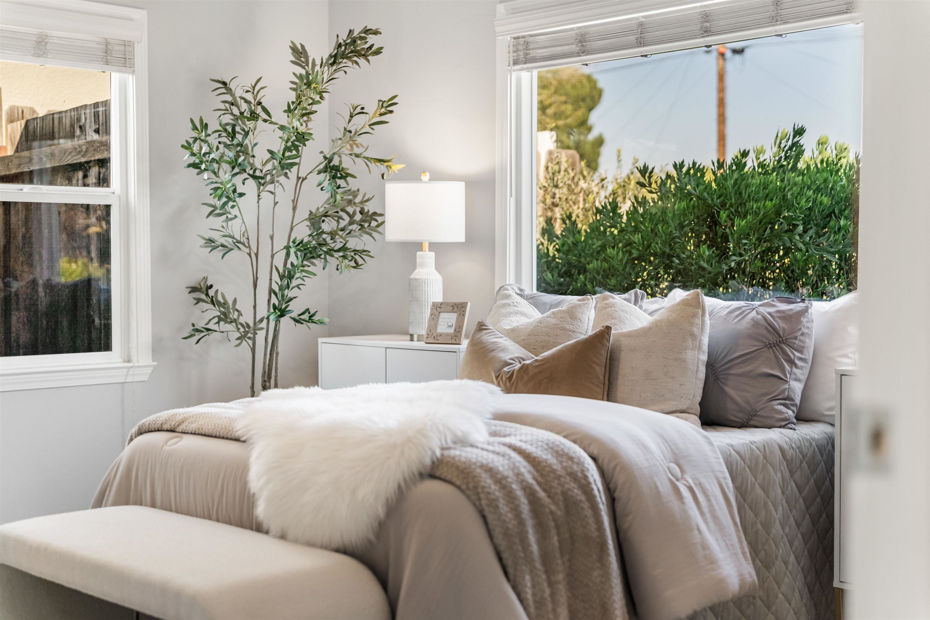 Detail Gallery Image 23 of 37 For 633 N P St, Livermore,  CA 94551 - 3 Beds | 2 Baths