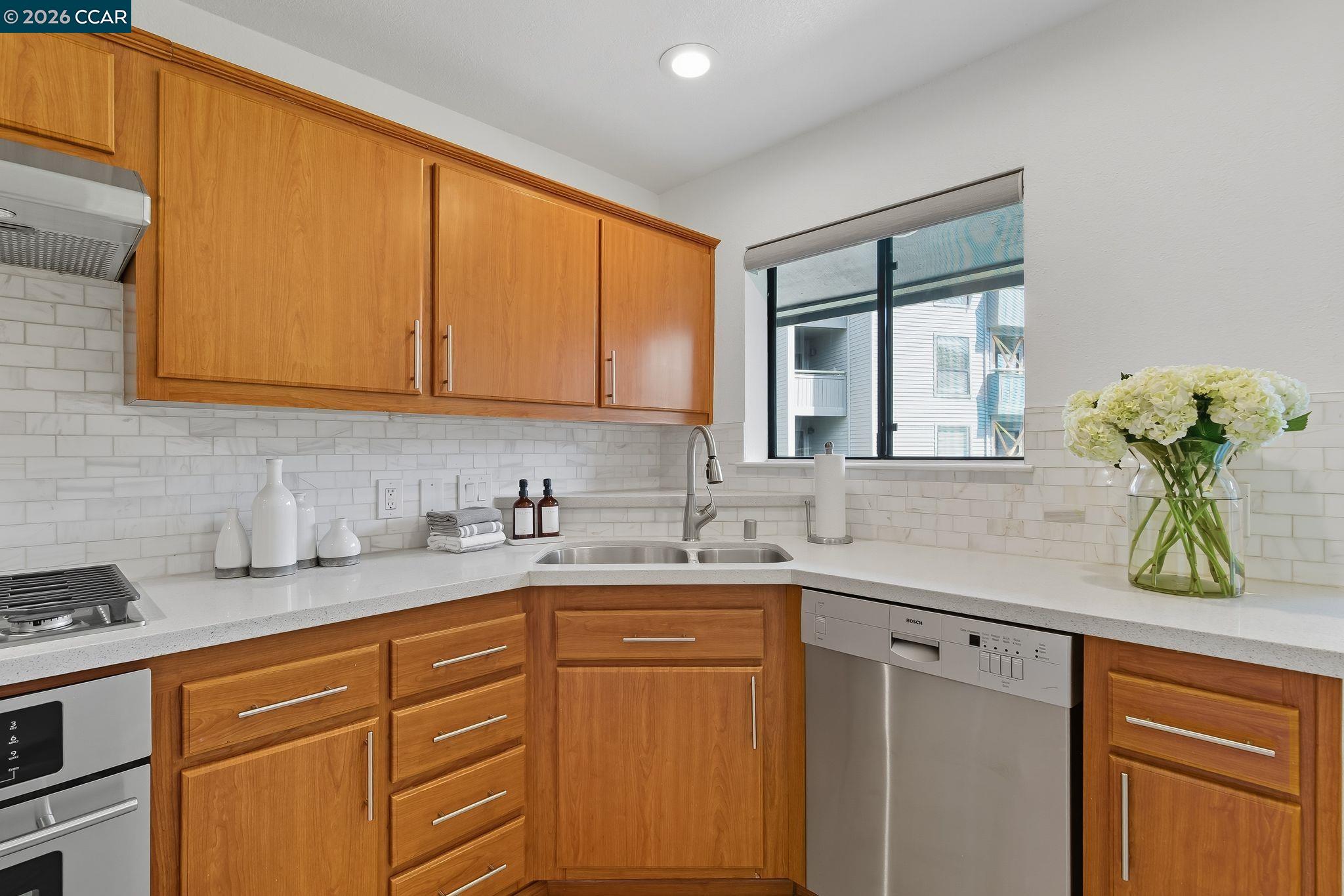 Photo #8: 41124165 Listing: Photo #8