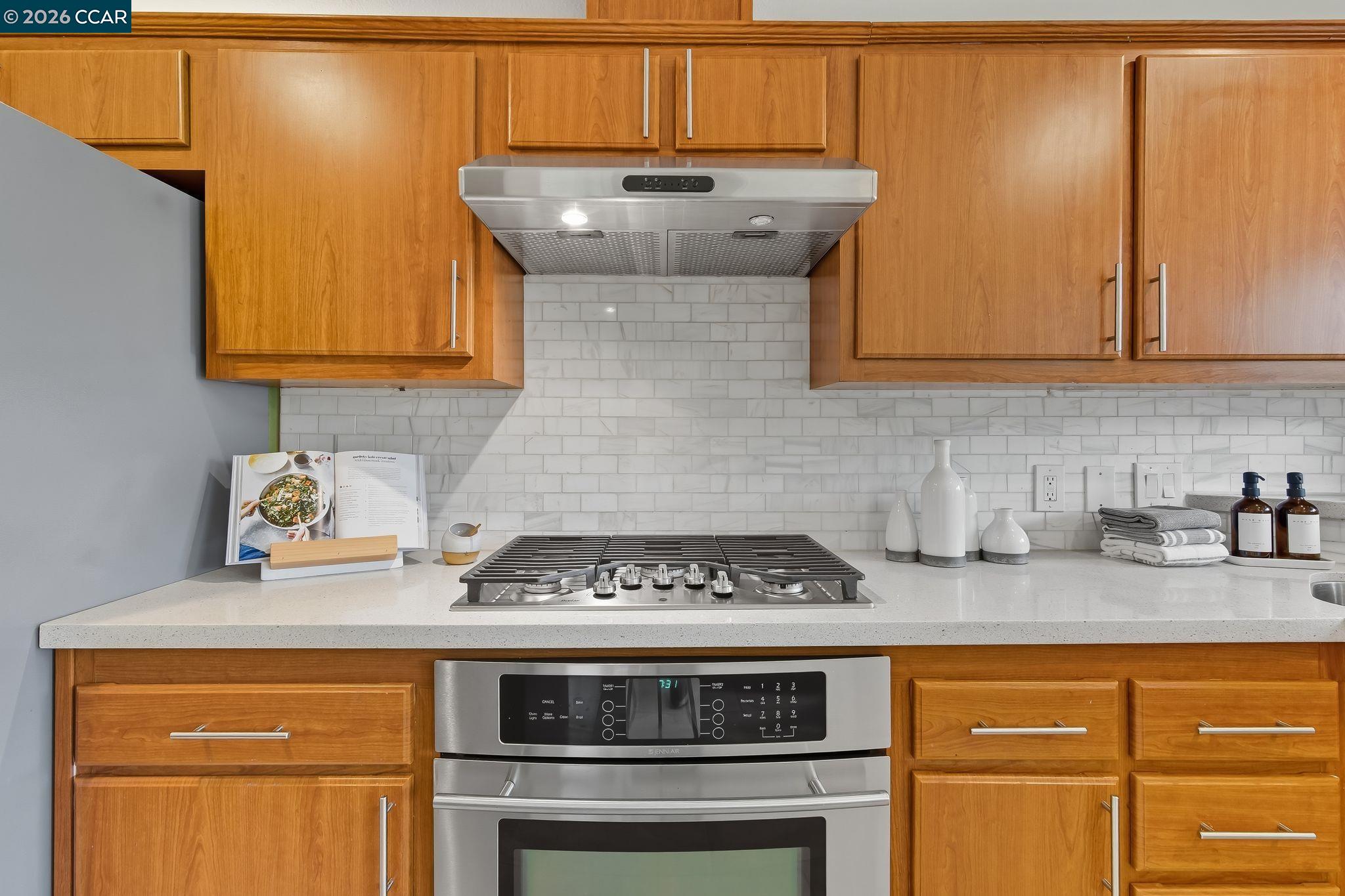 Photo #9: 41124165 Listing: Photo #9