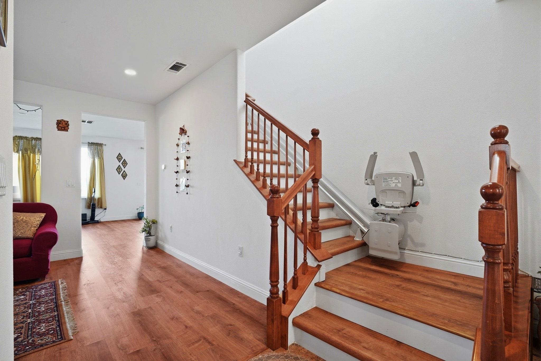 Detail Gallery Image 20 of 47 For 106 White Cap Cove, Hercules,  CA 94547 - 4 Beds | 3 Baths