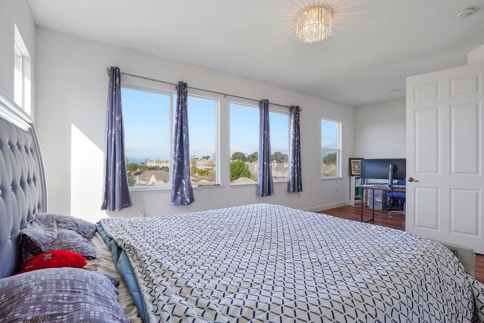 Detail Gallery Image 23 of 47 For 106 White Cap Cove, Hercules,  CA 94547 - 4 Beds | 3 Baths