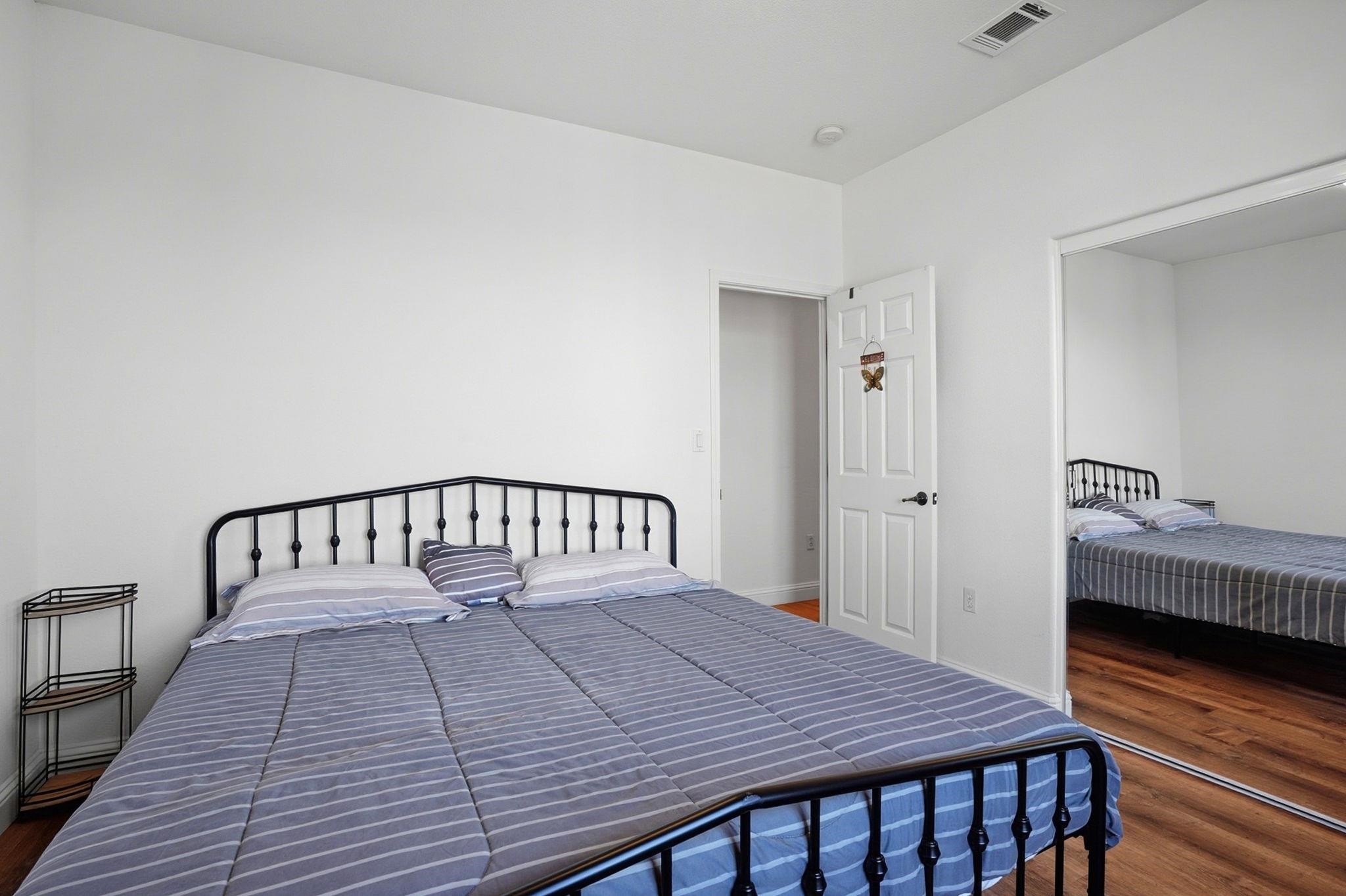 Detail Gallery Image 26 of 47 For 106 White Cap Cove, Hercules,  CA 94547 - 4 Beds | 3 Baths