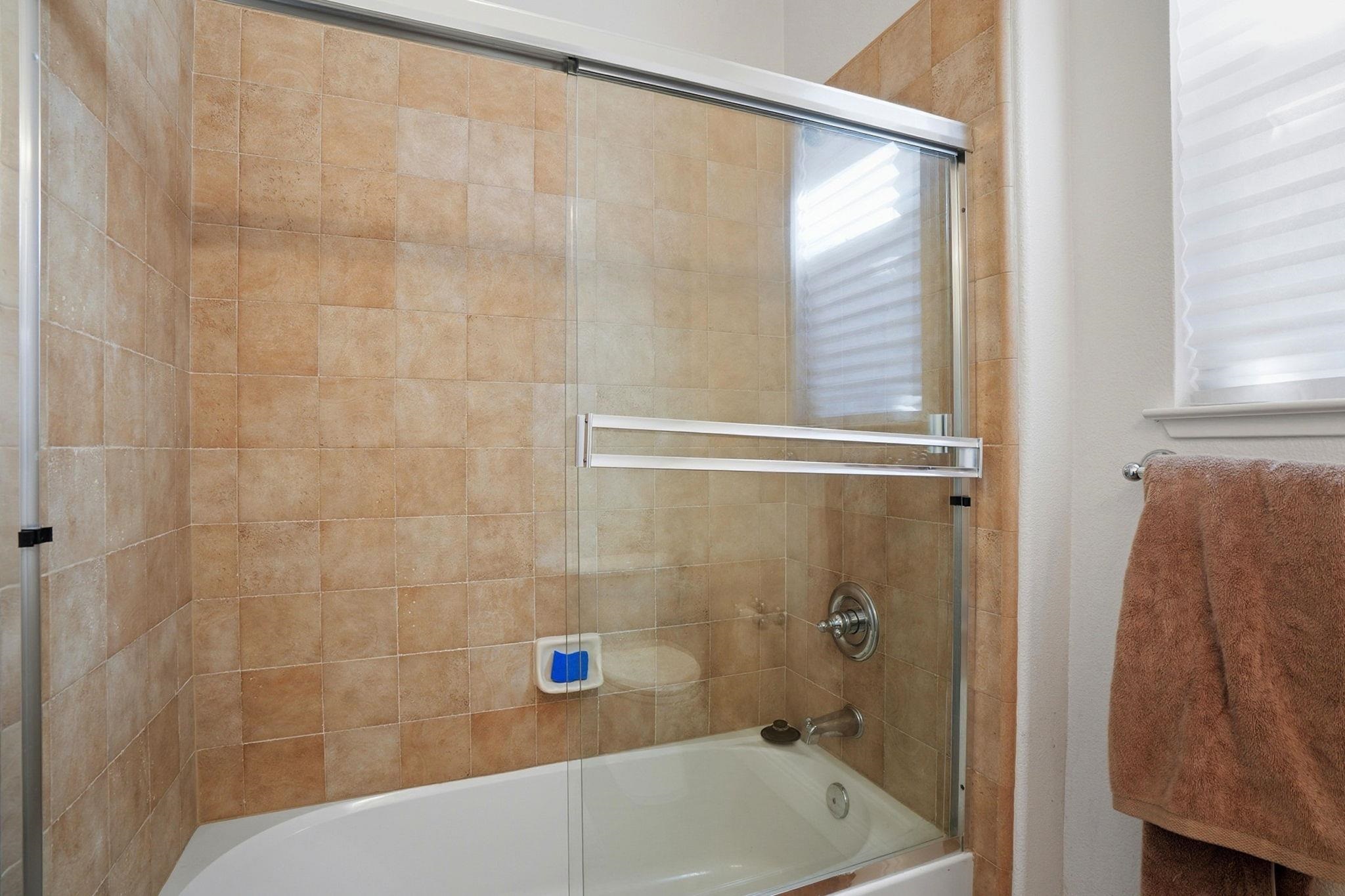 Detail Gallery Image 34 of 47 For 106 White Cap Cove, Hercules,  CA 94547 - 4 Beds | 3 Baths