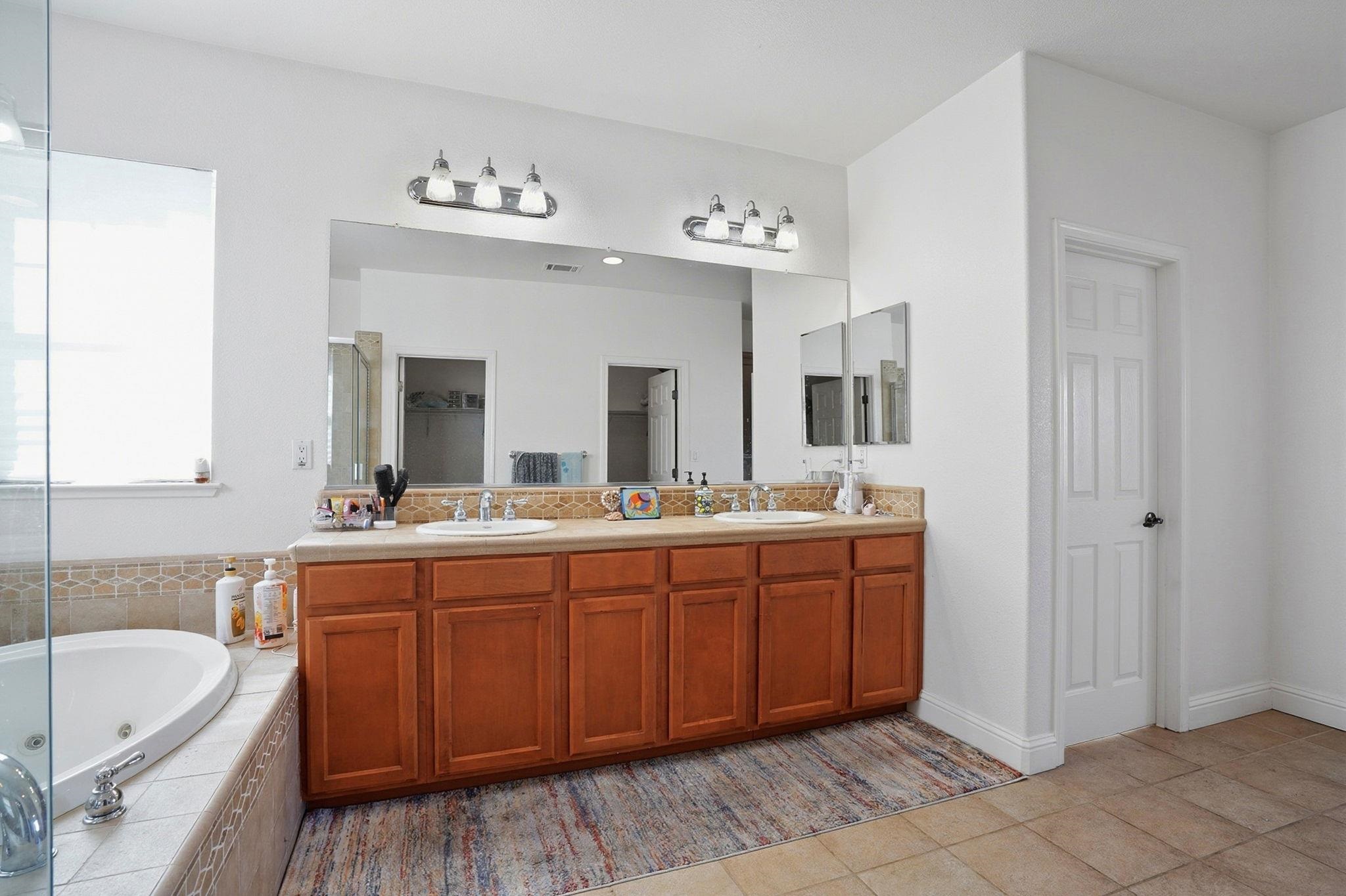 Detail Gallery Image 40 of 47 For 106 White Cap Cove, Hercules,  CA 94547 - 4 Beds | 3 Baths