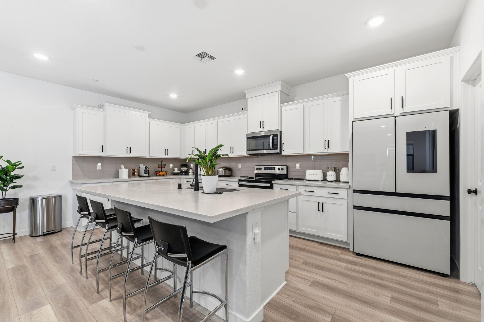 Detail Gallery Image 11 of 40 For 8949 Camino Colegio, Rohnert Park,  CA 94928 - 3 Beds | 2 Baths