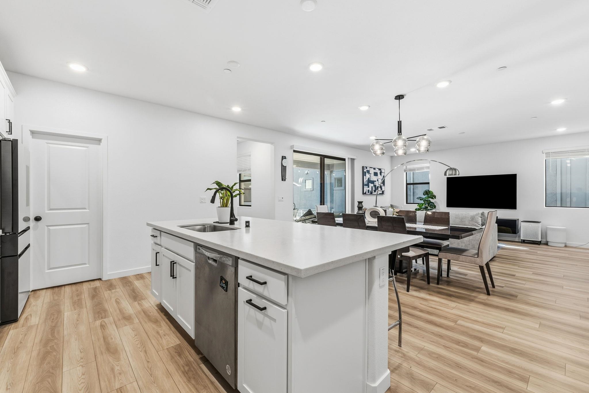 Detail Gallery Image 13 of 40 For 8949 Camino Colegio, Rohnert Park,  CA 94928 - 3 Beds | 2 Baths