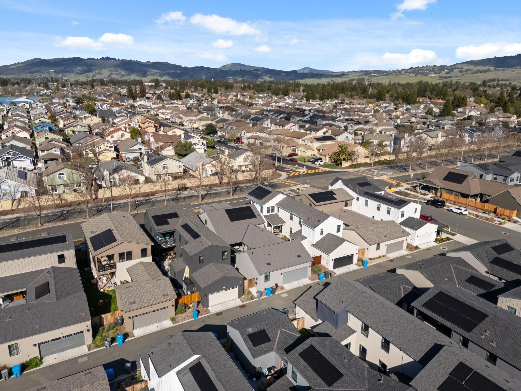 Detail Gallery Image 38 of 40 For 8949 Camino Colegio, Rohnert Park,  CA 94928 - 3 Beds | 2 Baths