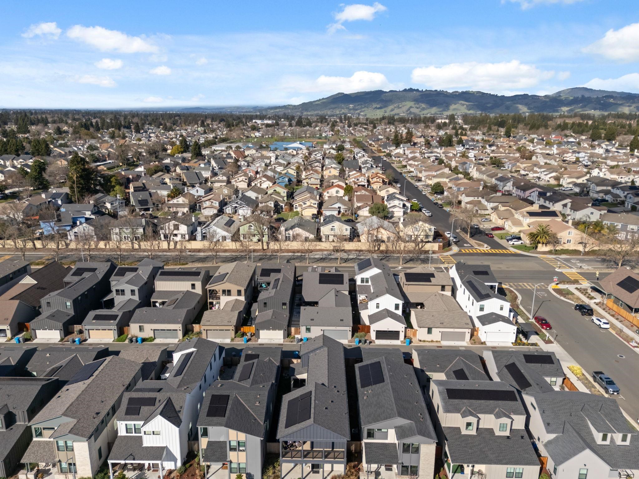 Detail Gallery Image 39 of 40 For 8949 Camino Colegio, Rohnert Park,  CA 94928 - 3 Beds | 2 Baths