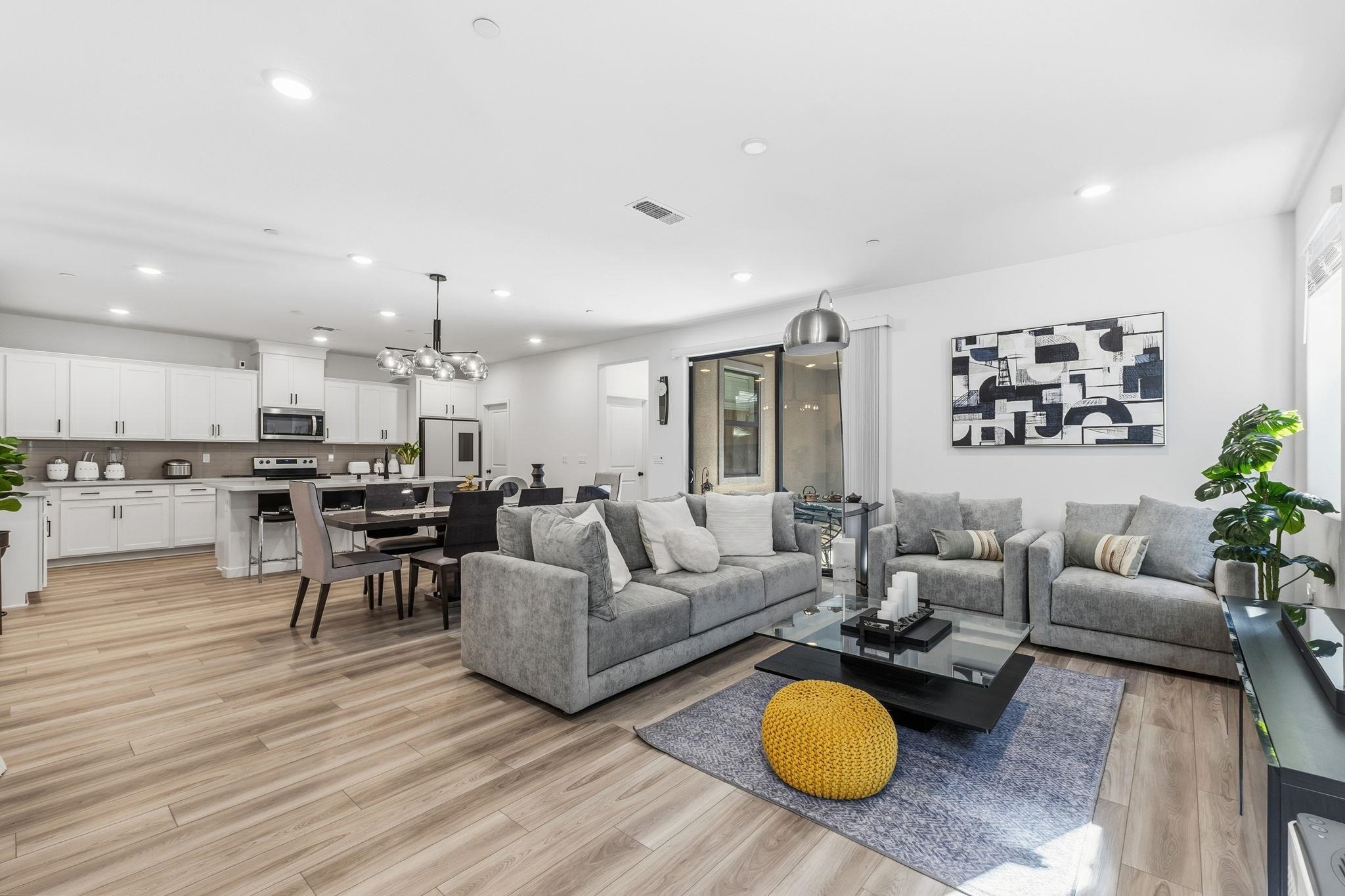 Detail Gallery Image 6 of 40 For 8949 Camino Colegio, Rohnert Park,  CA 94928 - 3 Beds | 2 Baths