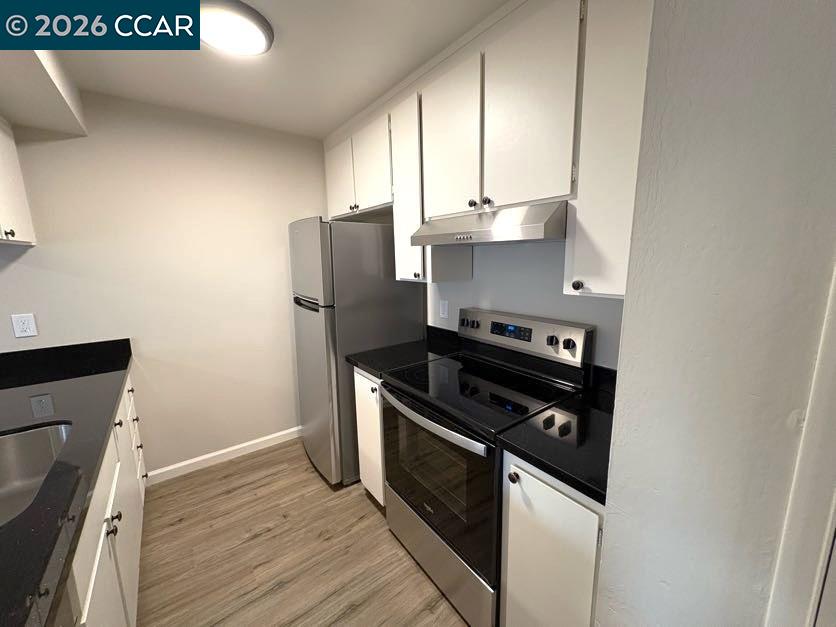 Photo #2: 41124171 Listing: Photo #2