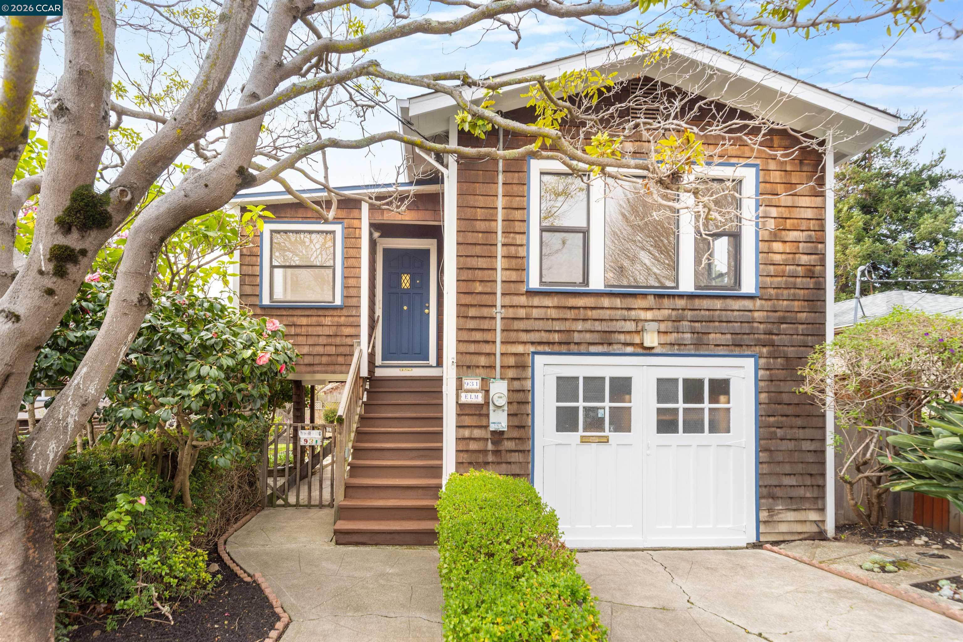 Front Image Thumbnail for CC41124172