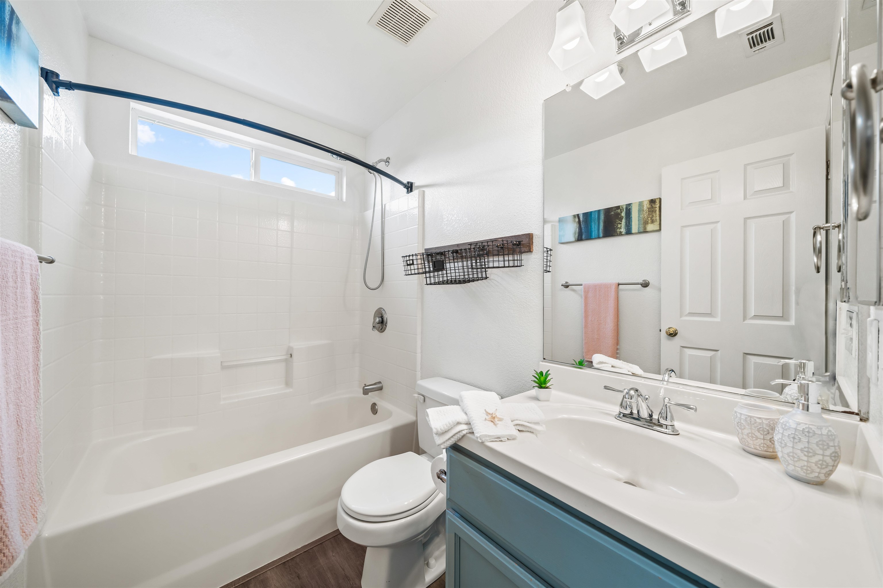 Detail Gallery Image 28 of 39 For 1442 Earl Glen, Brentwood,  CA 94513 - 4 Beds | 2/1 Baths
