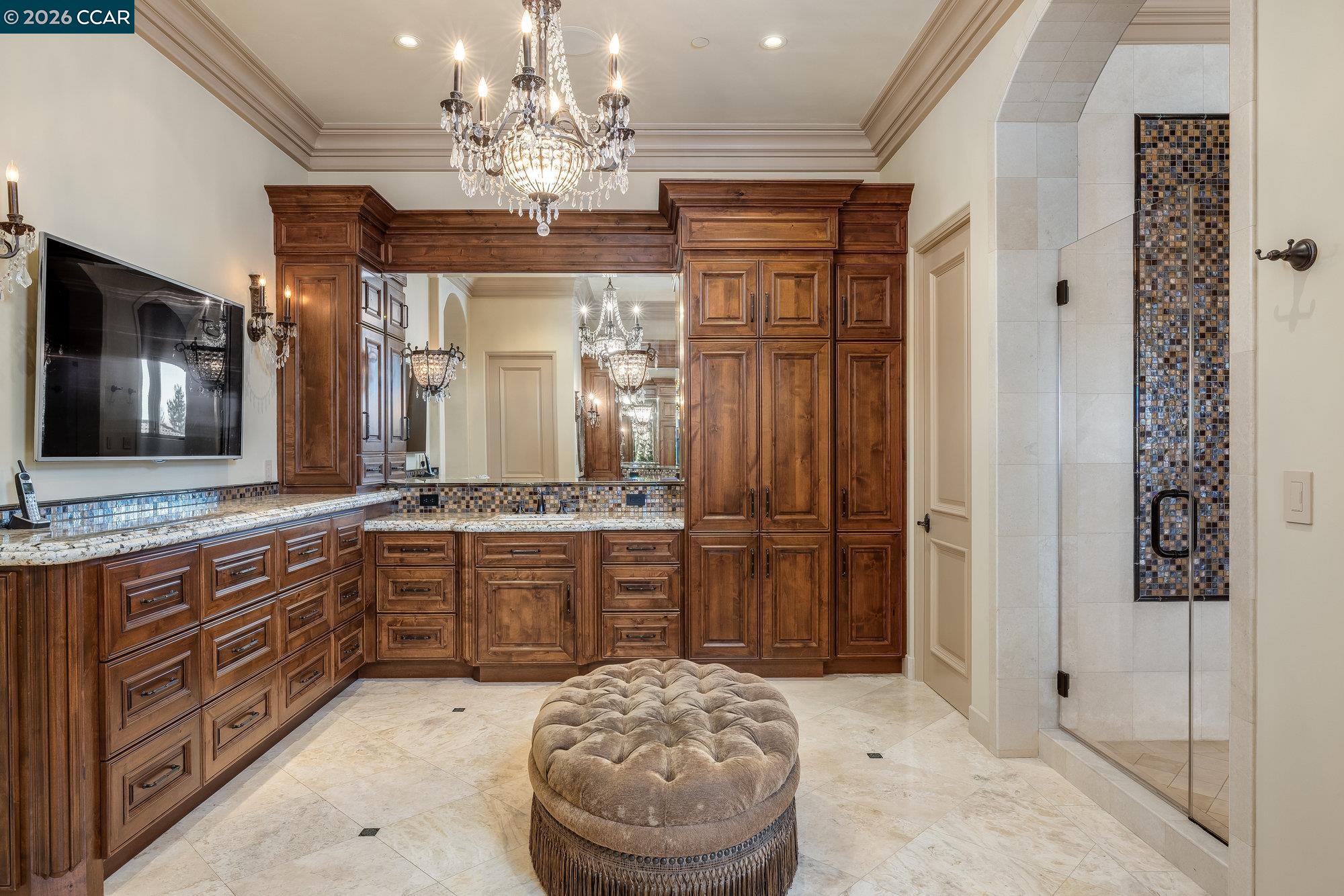 Detail Gallery Image 36 of 60 For 940 Eagle Ridge Dr, Danville,  CA 94506 - 6 Beds | 7/1 Baths