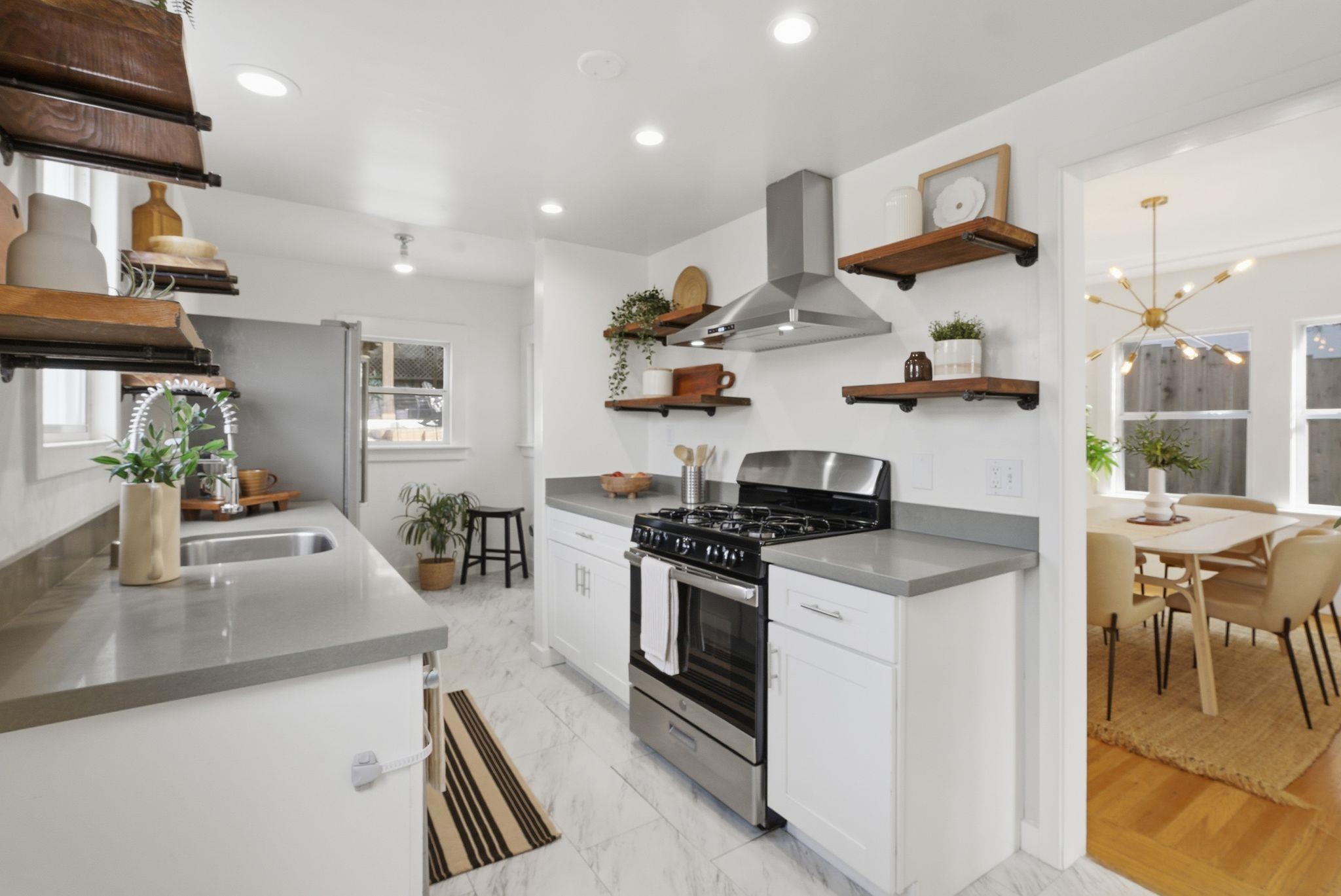 Detail Gallery Image 9 of 46 For 6024 Mauritania Ave, Oakland,  CA 94605 - 3 Beds | 1/1 Baths