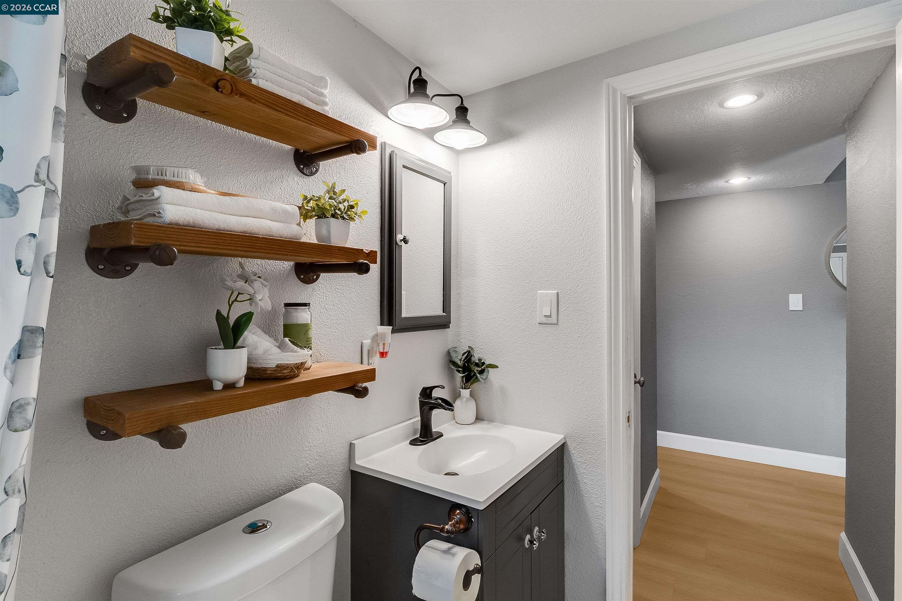 Detail Gallery Image 20 of 38 For 2261 Gehringer Dr, Concord,  CA 94520 - 3 Beds | 2 Baths