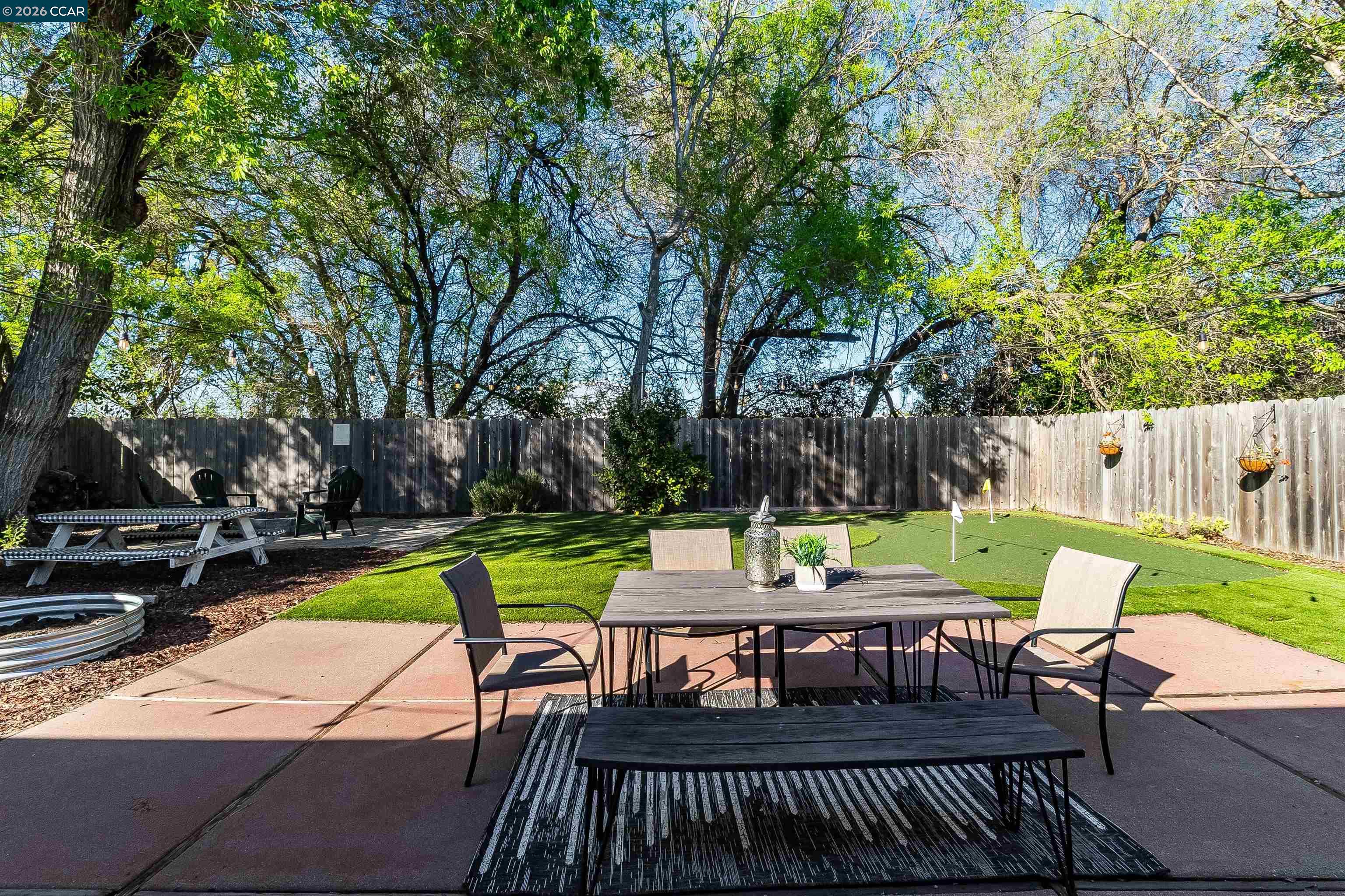 Detail Gallery Image 31 of 38 For 2261 Gehringer Dr, Concord,  CA 94520 - 3 Beds | 2 Baths