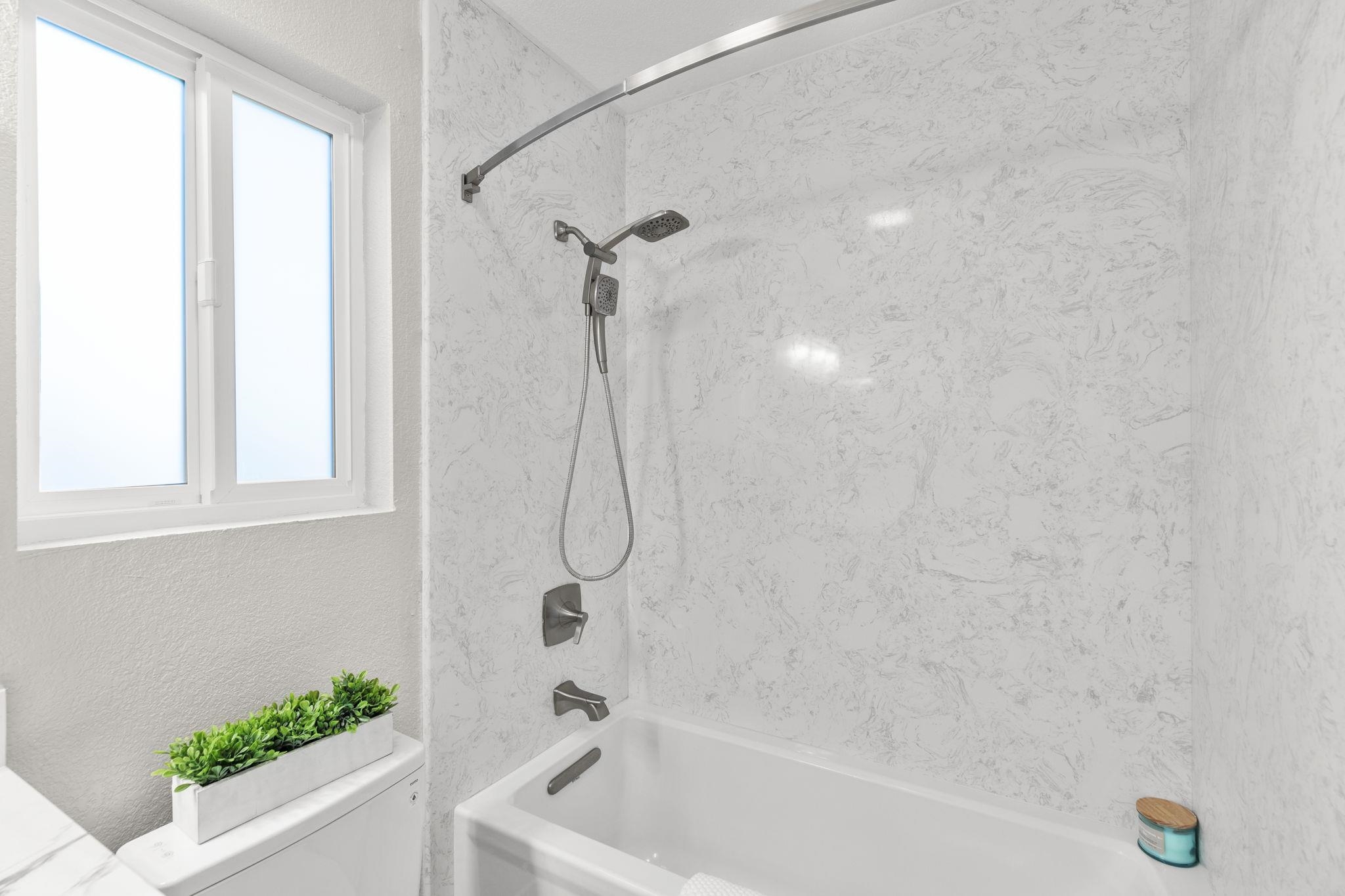 Photo #30: 41124179 Listing: Photo #30