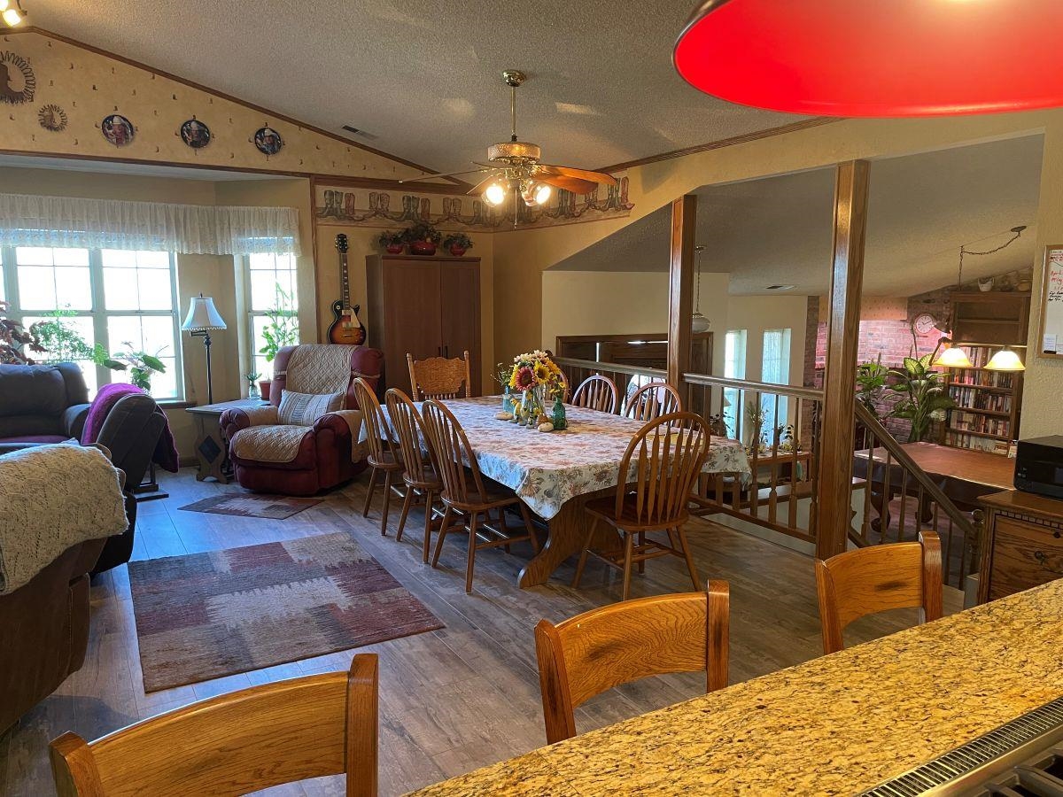 Detail Gallery Image 13 of 24 For 13530 Joshua Way, Sonora,  CA 95370 - 3 Beds | 2/1 Baths