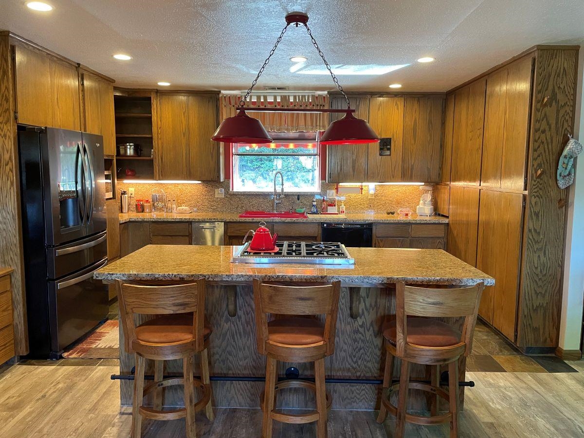 Detail Gallery Image 14 of 24 For 13530 Joshua Way, Sonora,  CA 95370 - 3 Beds | 2/1 Baths