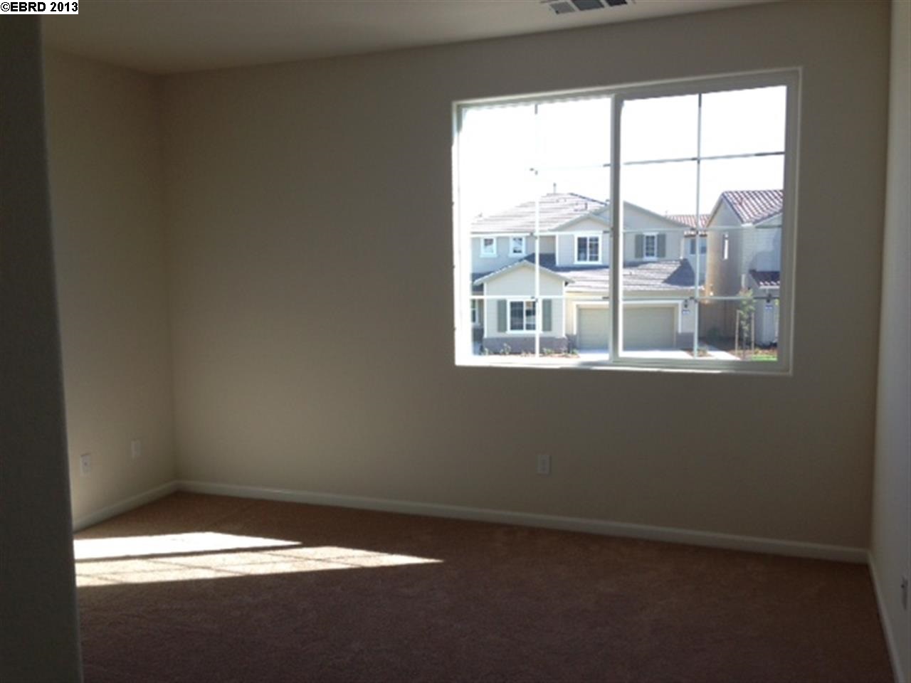 Detail Gallery Image 6 of 15 For 494 Shannon Way, Oakley,  CA 94561-1894 - 5 Beds | 3 Baths