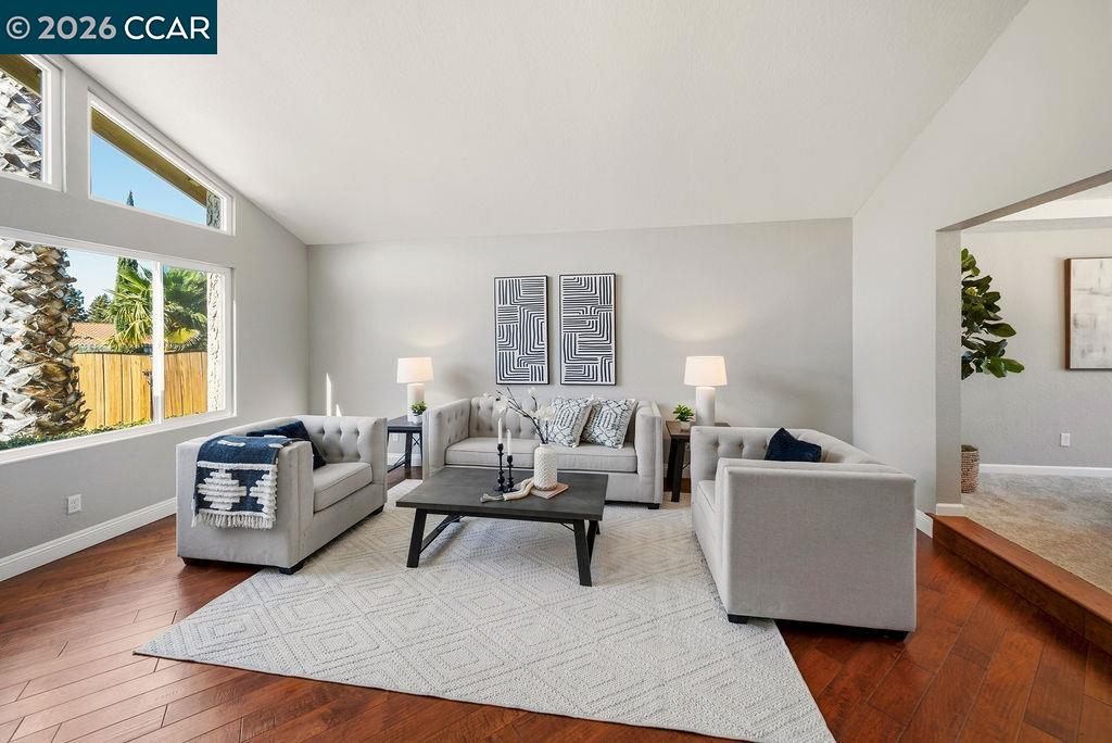 Detail Gallery Image 3 of 60 For 510 Mt Davidson Court, Clayton,  CA 94517 - 5 Beds | 4 Baths