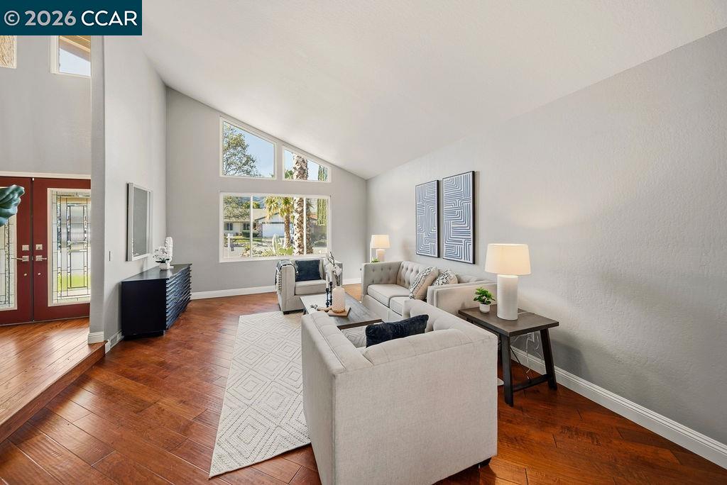 Detail Gallery Image 4 of 60 For 510 Mt Davidson Court, Clayton,  CA 94517 - 5 Beds | 4 Baths