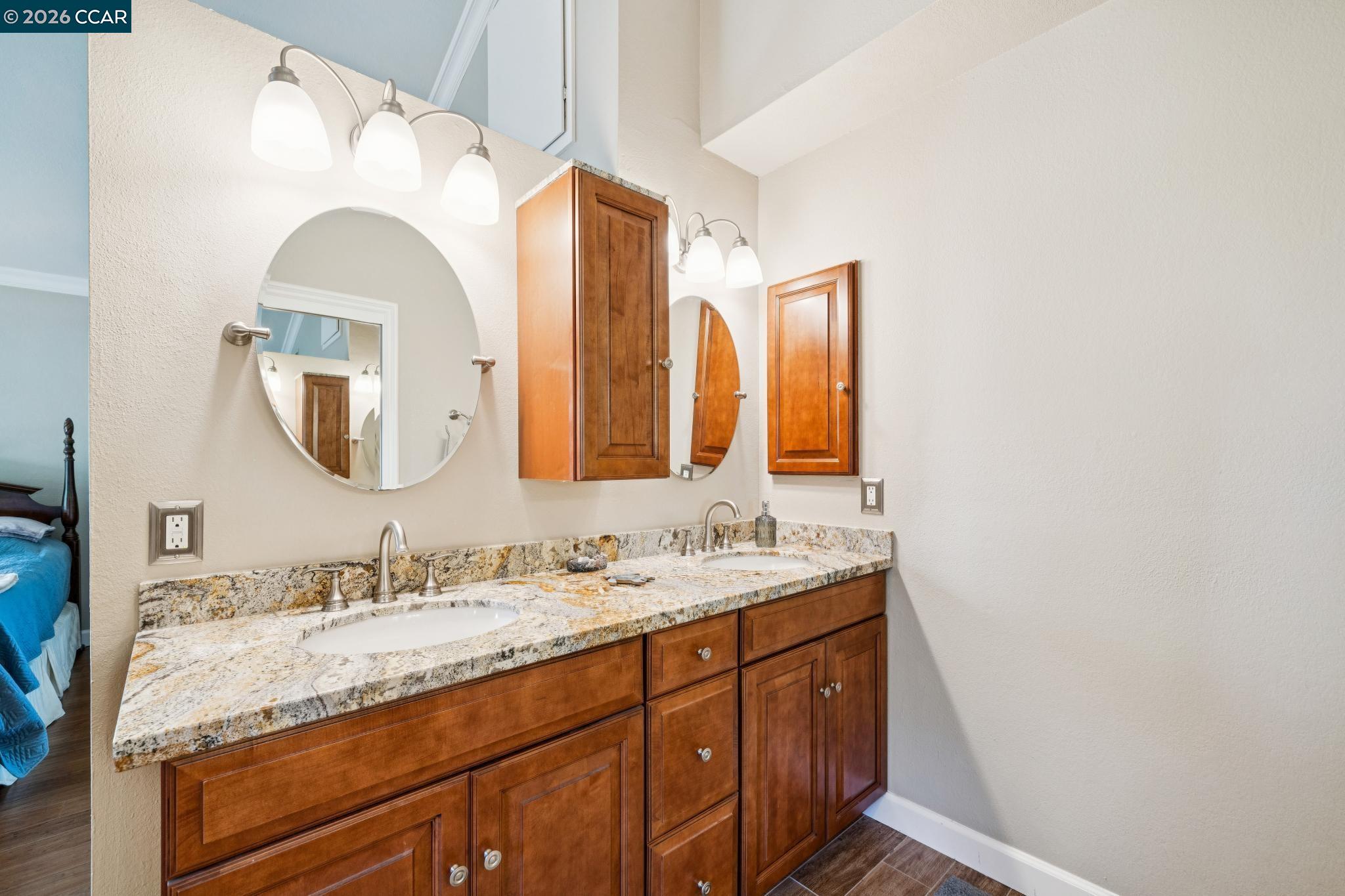 Detail Gallery Image 17 of 35 For 1014 Veterans Ct, Martinez,  CA 94553 - 3 Beds | 2/1 Baths