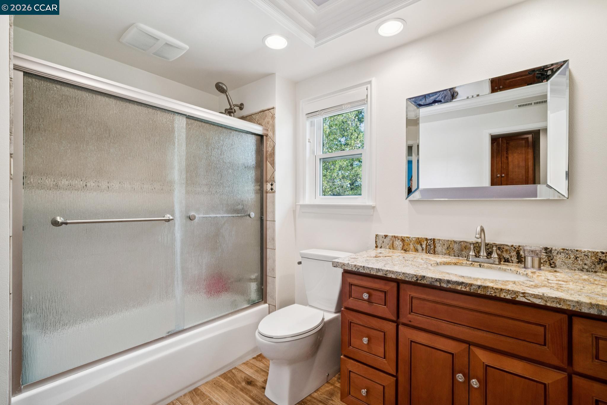 Detail Gallery Image 22 of 35 For 1014 Veterans Ct, Martinez,  CA 94553 - 3 Beds | 2/1 Baths