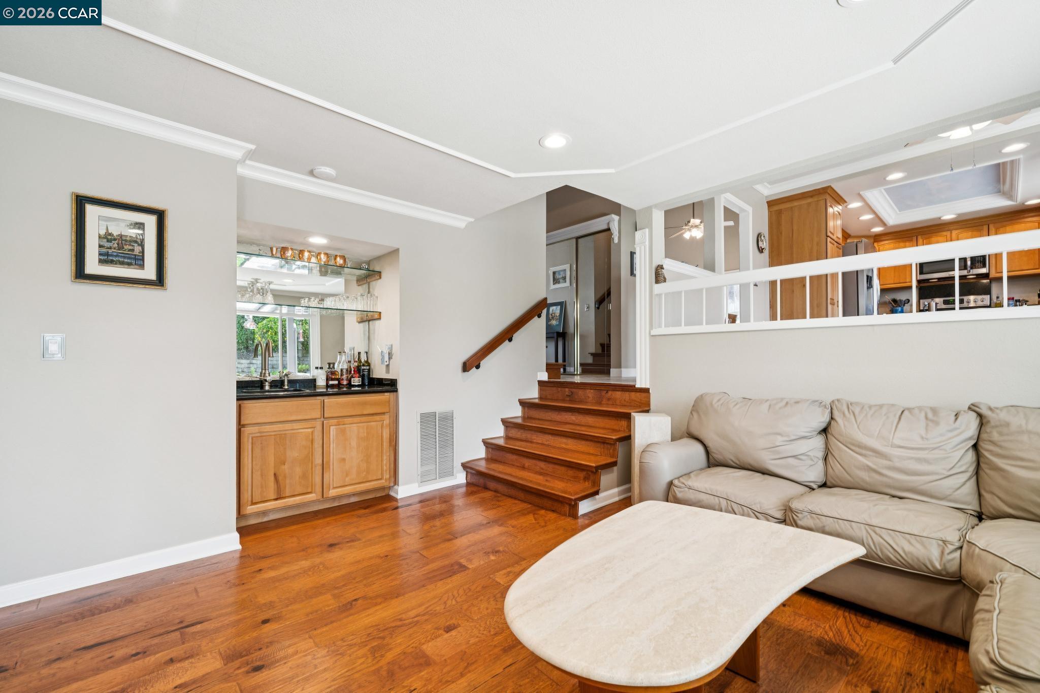 Detail Gallery Image 24 of 35 For 1014 Veterans Ct, Martinez,  CA 94553 - 3 Beds | 2/1 Baths