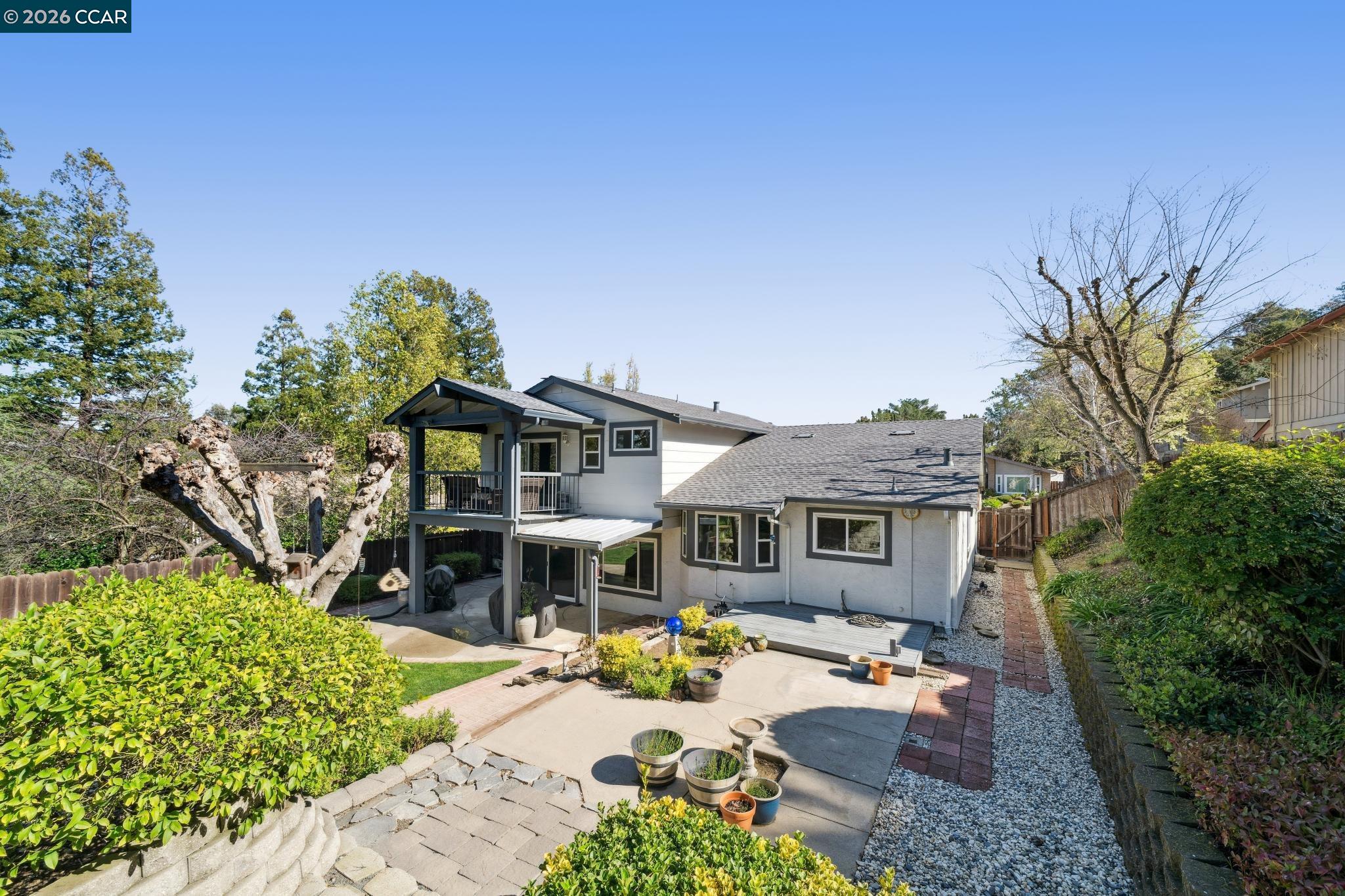 Detail Gallery Image 35 of 35 For 1014 Veterans Ct, Martinez,  CA 94553 - 3 Beds | 2/1 Baths