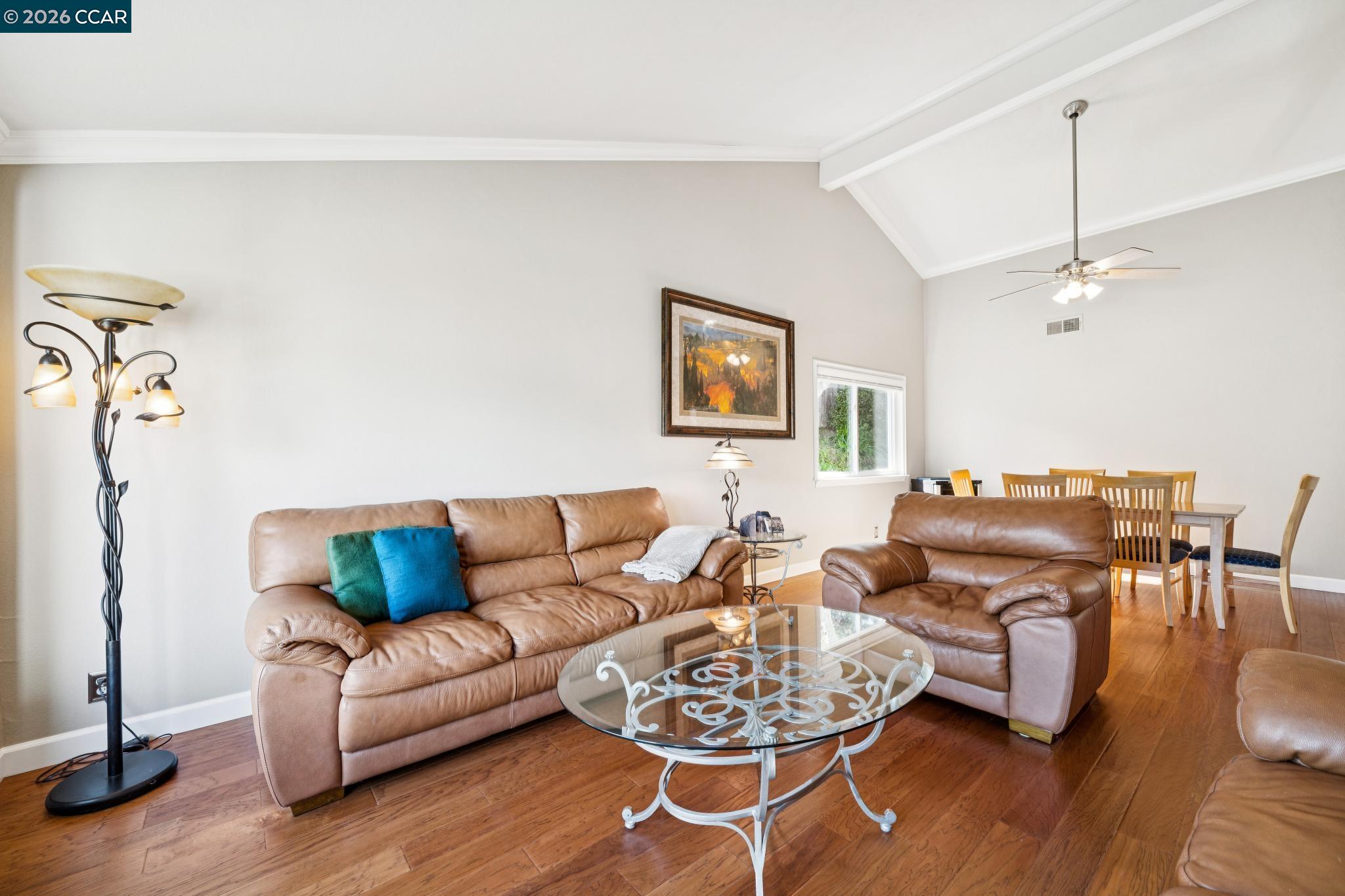 Detail Gallery Image 7 of 35 For 1014 Veterans Ct, Martinez,  CA 94553 - 3 Beds | 2/1 Baths