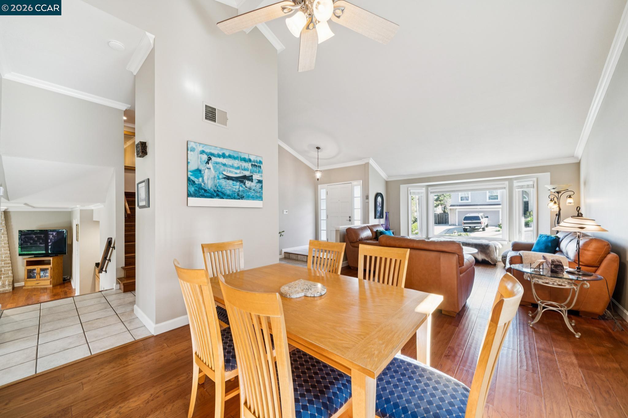 Detail Gallery Image 8 of 35 For 1014 Veterans Ct, Martinez,  CA 94553 - 3 Beds | 2/1 Baths