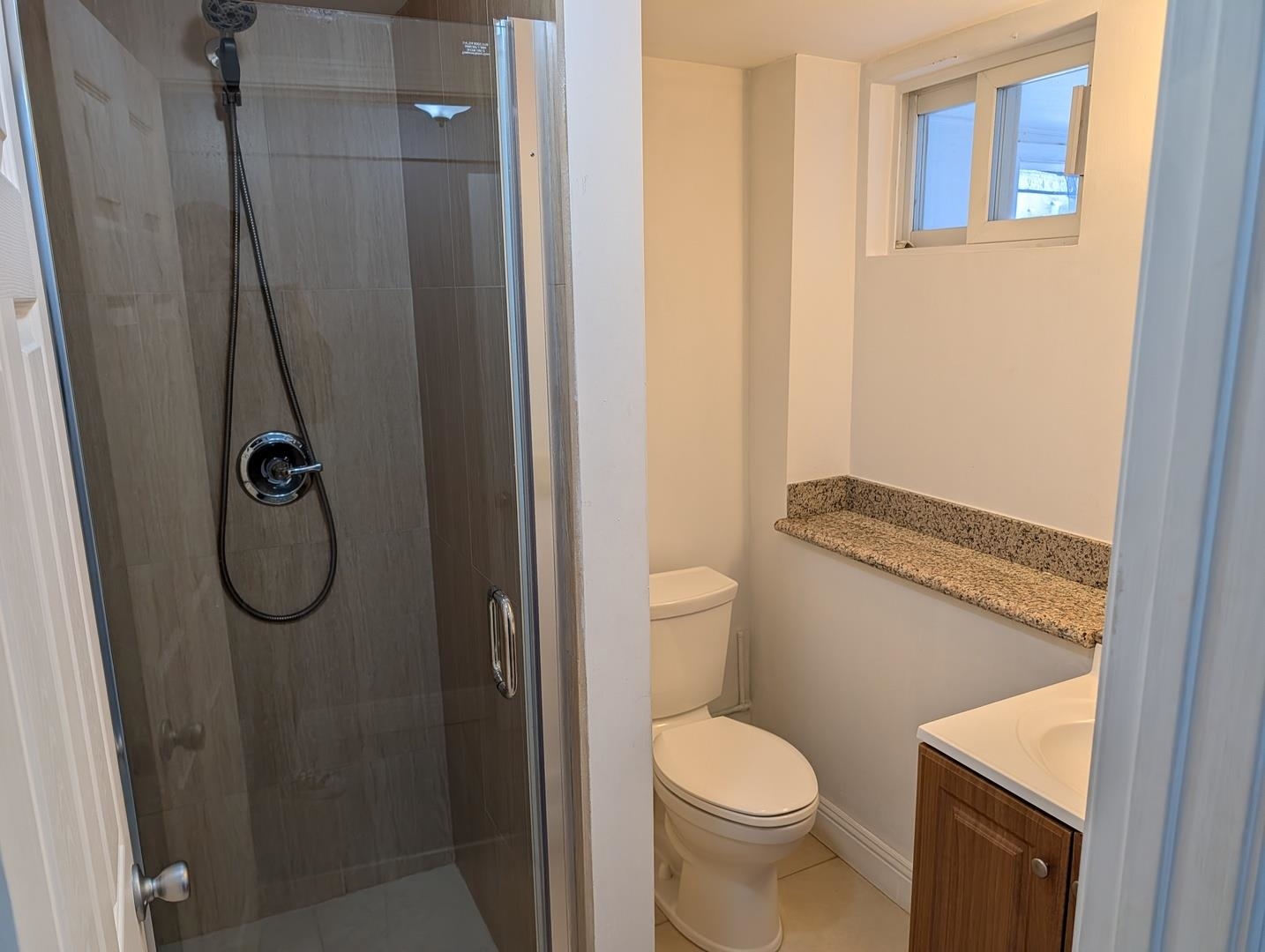 Detail Gallery Image 17 of 38 For 286 Sagamore St, San Francisco,  CA 94112 - 4 Beds | 3 Baths