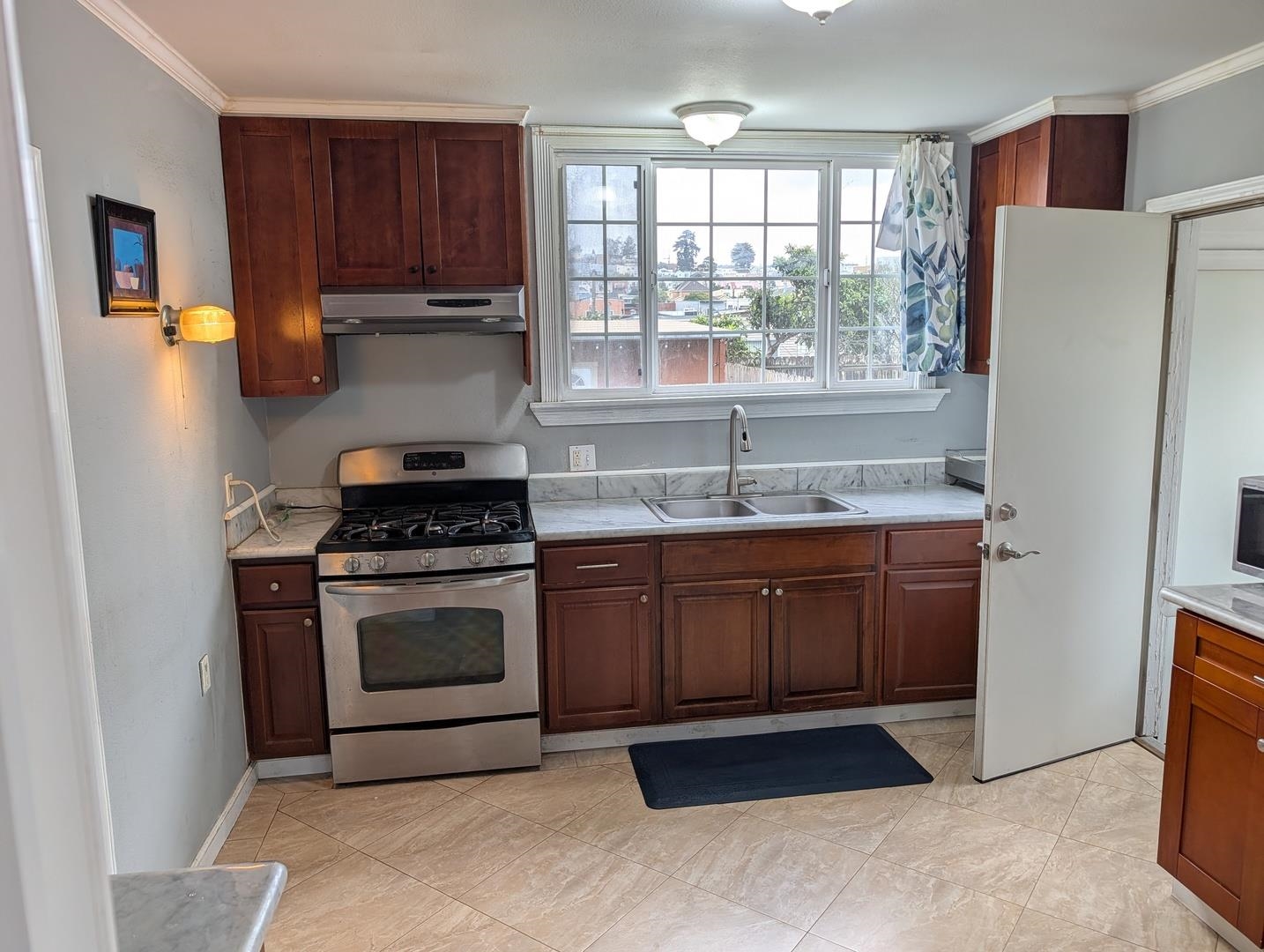 Detail Gallery Image 27 of 38 For 286 Sagamore St, San Francisco,  CA 94112 - 4 Beds | 3 Baths