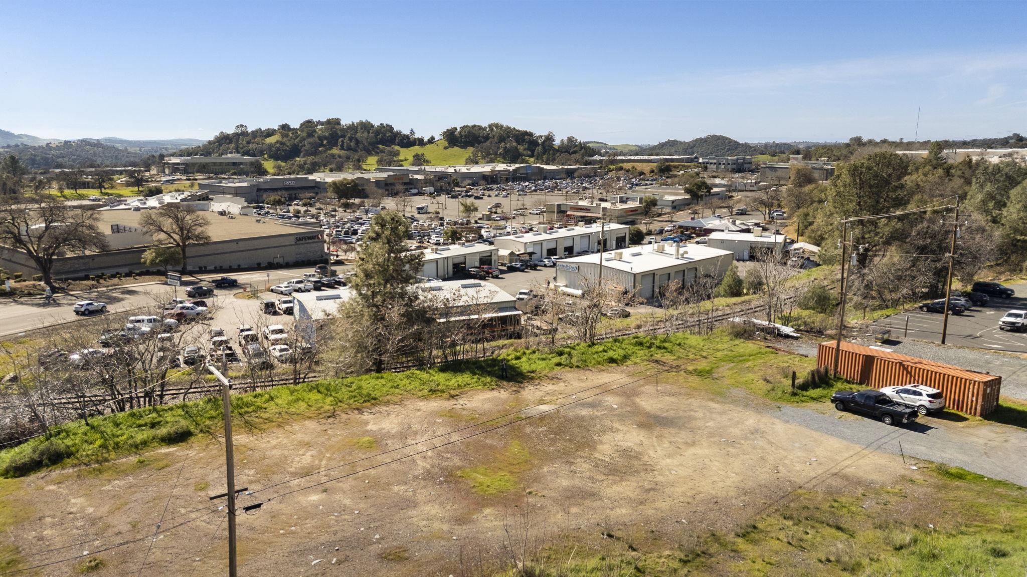 Detail Gallery Image 14 of 21 For 1255 Mono Way, Sonora,  CA 95370 - – Beds | – Baths