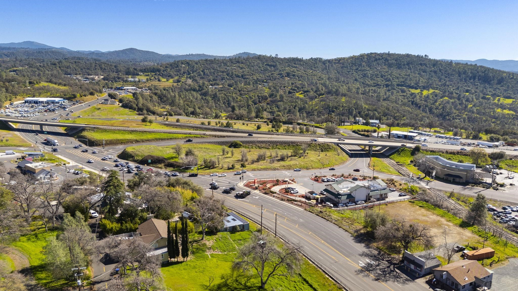 Detail Gallery Image 10 of 21 For 1255 Mono Way, Sonora,  CA 95370 - – Beds | – Baths