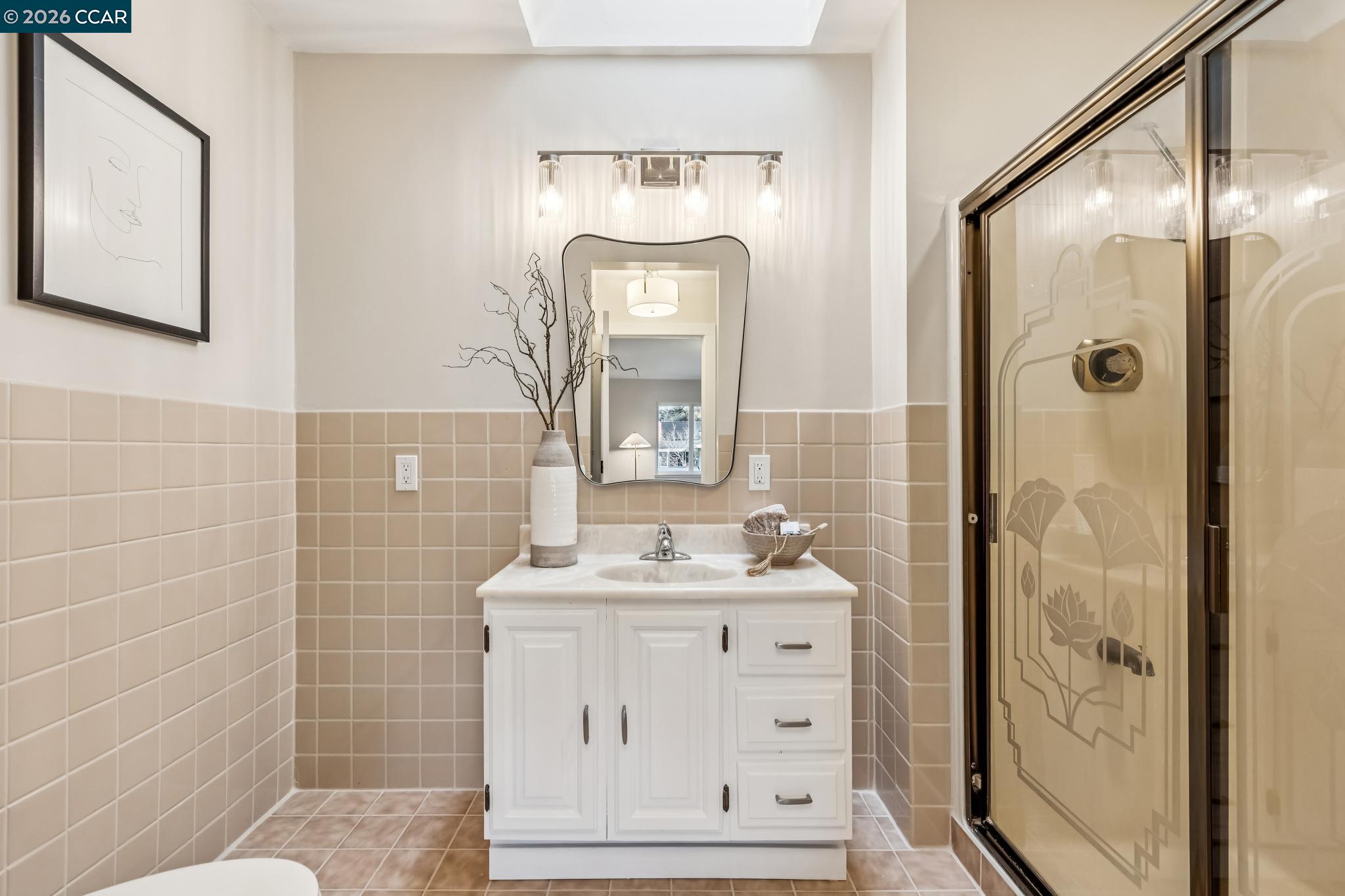 Detail Gallery Image 15 of 47 For 113 Adria Dr, Pleasant Hill,  CA 94523 - 4 Beds | 3 Baths