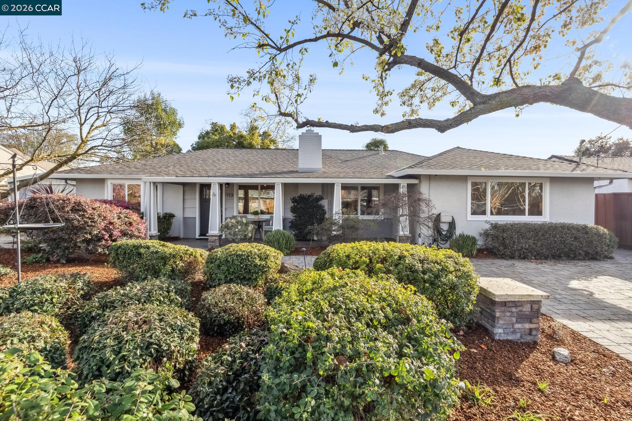 Detail Gallery Image 4 of 47 For 113 Adria Dr, Pleasant Hill,  CA 94523 - 4 Beds | 3 Baths