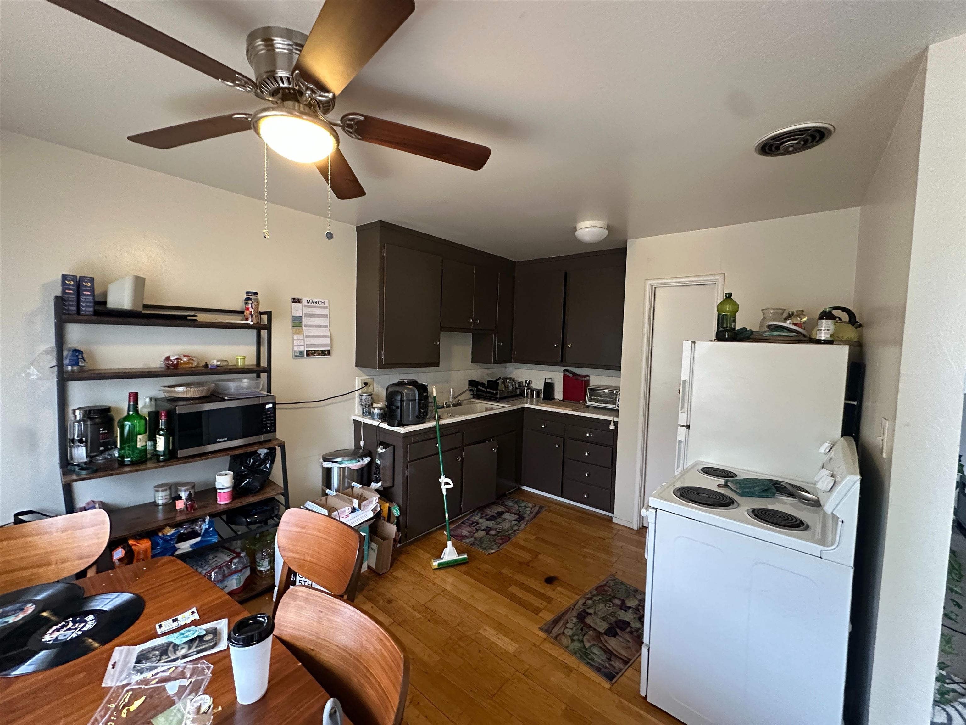 Detail Gallery Image 7 of 11 For 2550 35th Ave, Oakland,  CA 94601 - – Beds | – Baths