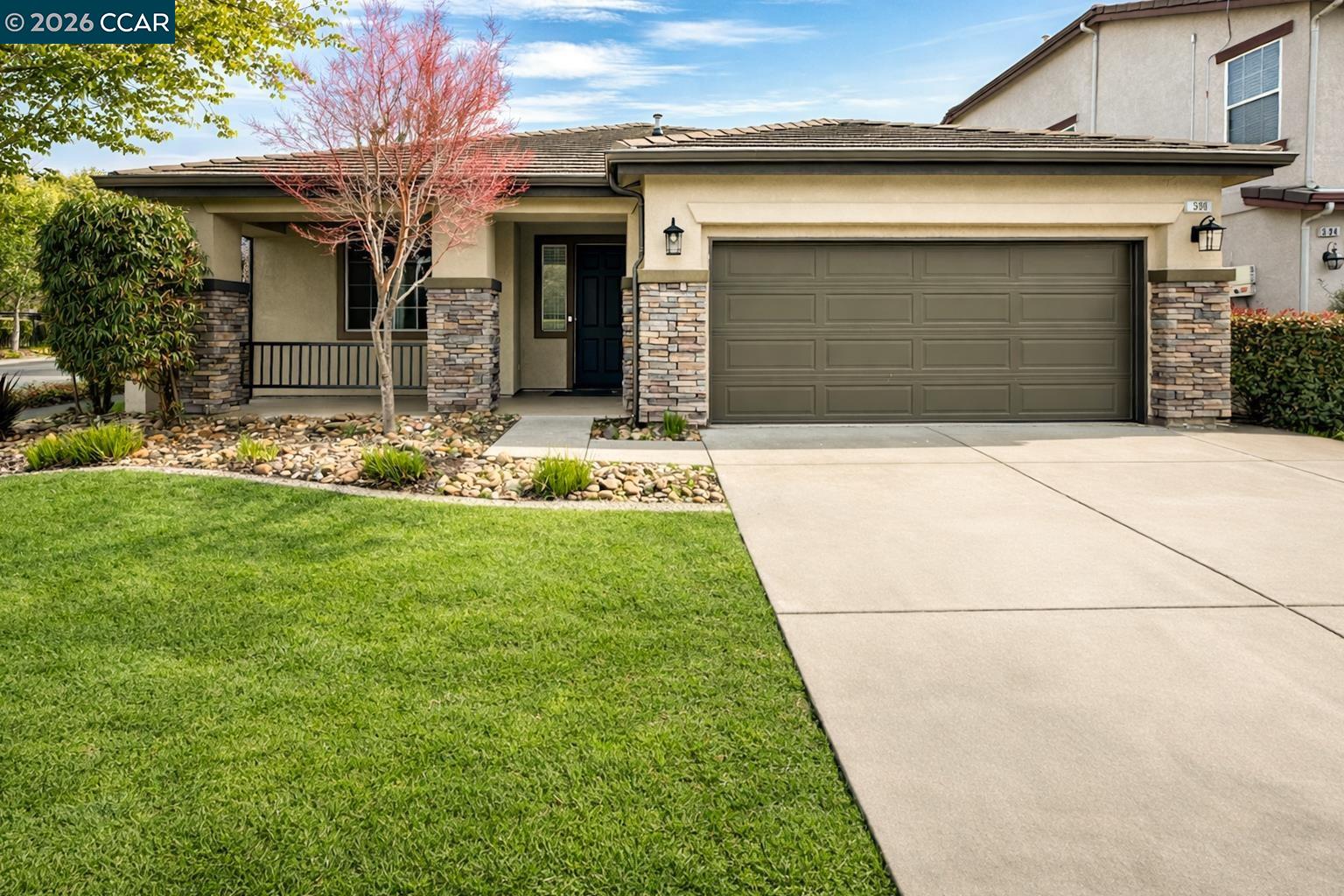 Detail Gallery Image 2 of 49 For 598 Falls Way, Fairfield,  CA 94534 - 3 Beds | 2 Baths