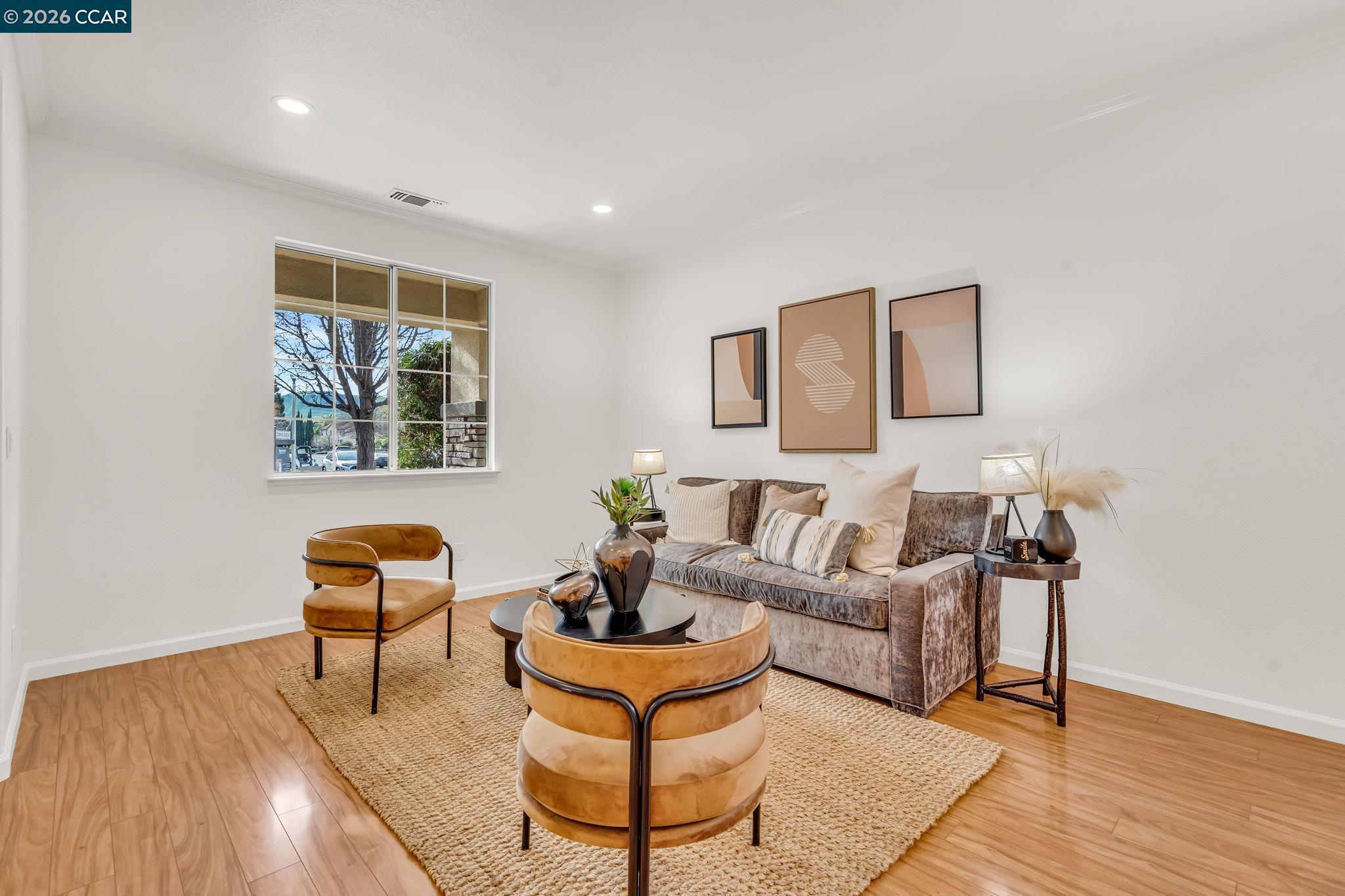 Detail Gallery Image 6 of 49 For 598 Falls Way, Fairfield,  CA 94534 - 3 Beds | 2 Baths