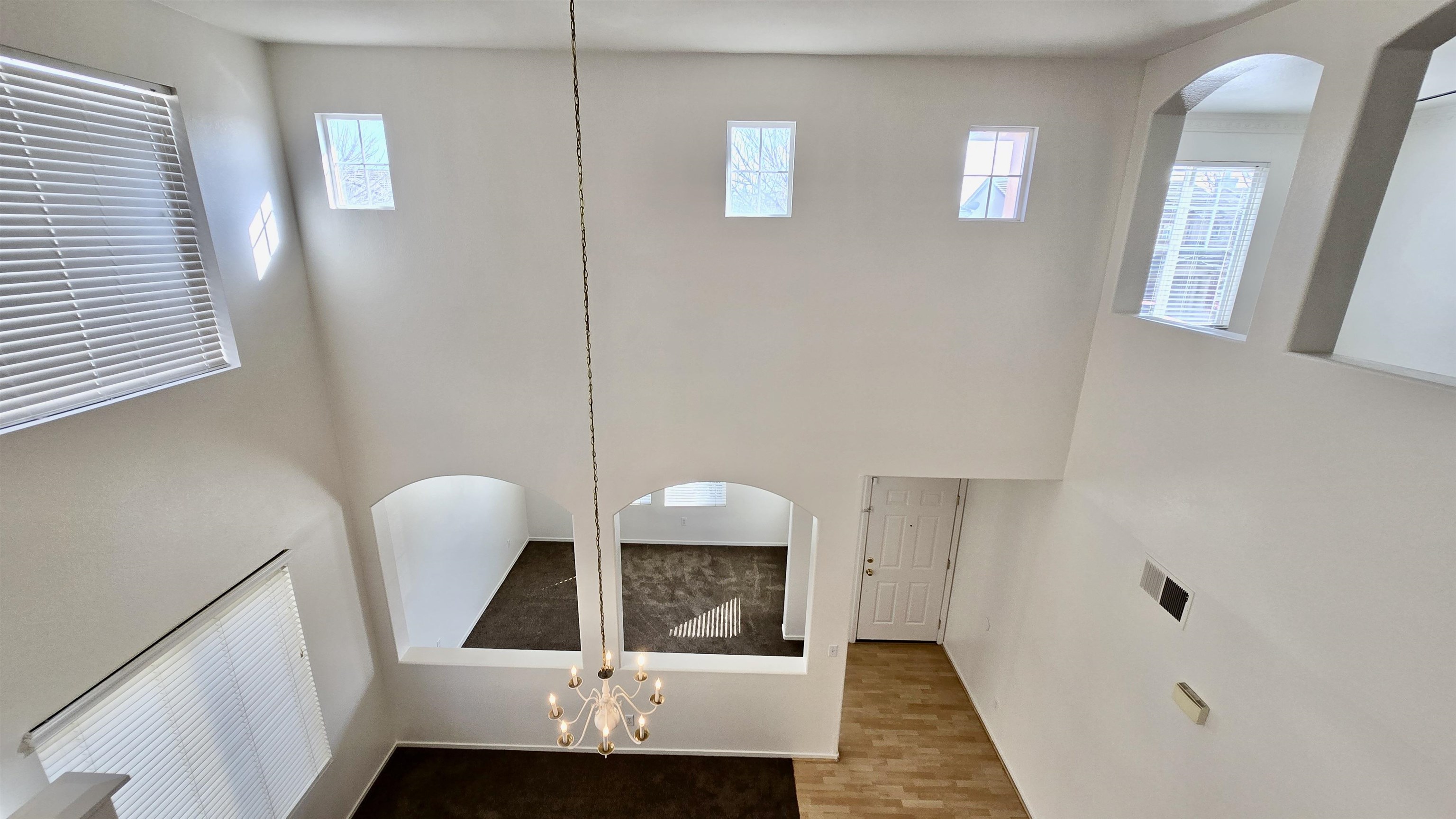 Detail Gallery Image 13 of 20 For 389 Burlington Dr, Tracy,  CA 95376 - 3 Beds | 2/1 Baths