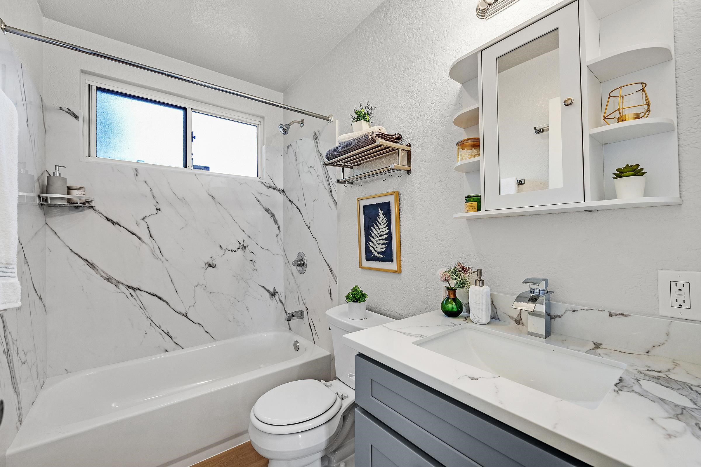 Detail Gallery Image 11 of 13 For 527 Colby, San Lorenzo,  CA 94580 - 2 Beds | 1 Baths