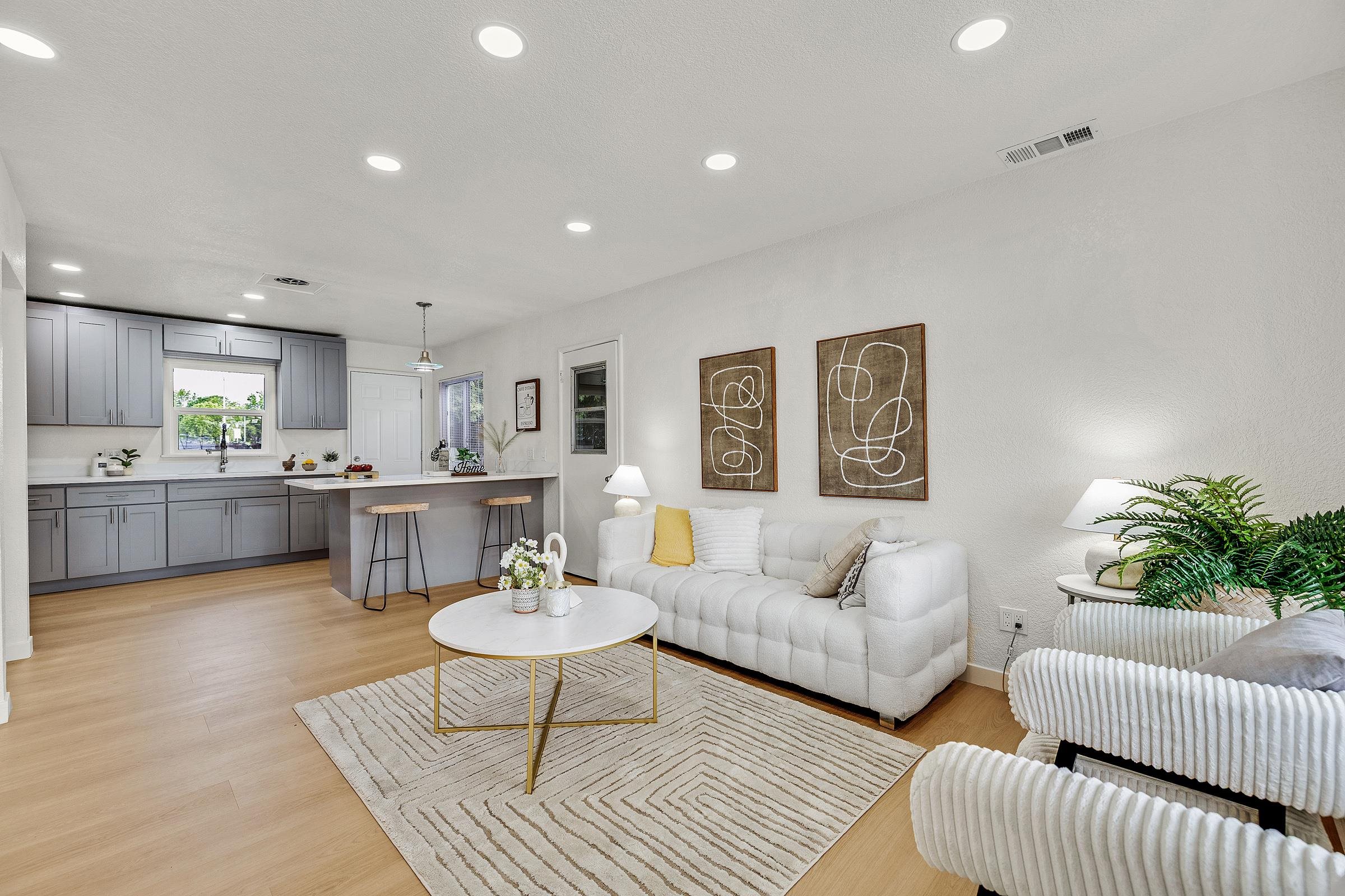 Detail Gallery Image 3 of 13 For 527 Colby, San Lorenzo,  CA 94580 - 2 Beds | 1 Baths