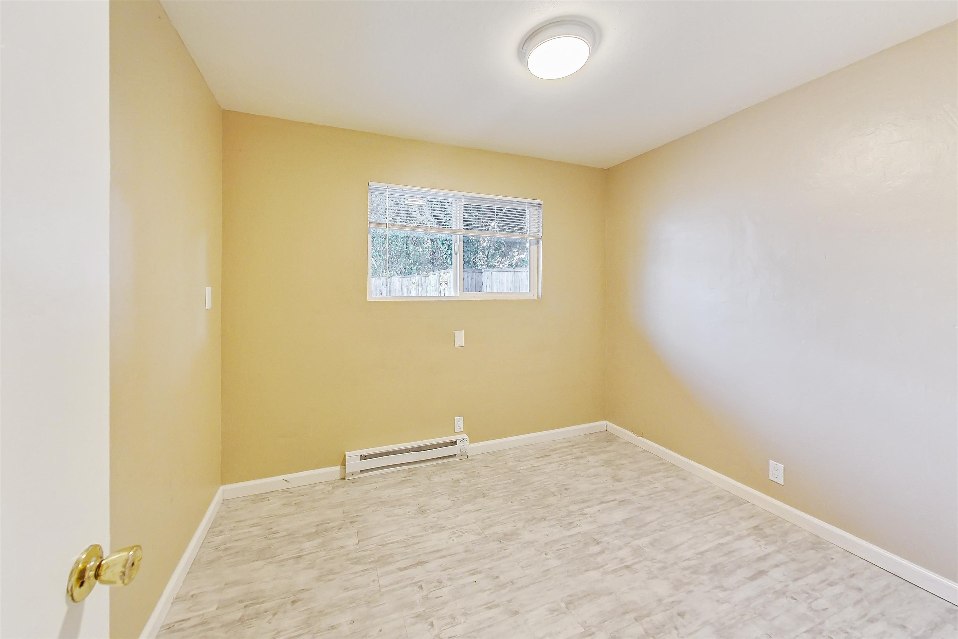 Detail Gallery Image 17 of 39 For 3257 Delaware St, Oakland,  CA 94602 - – Beds | – Baths