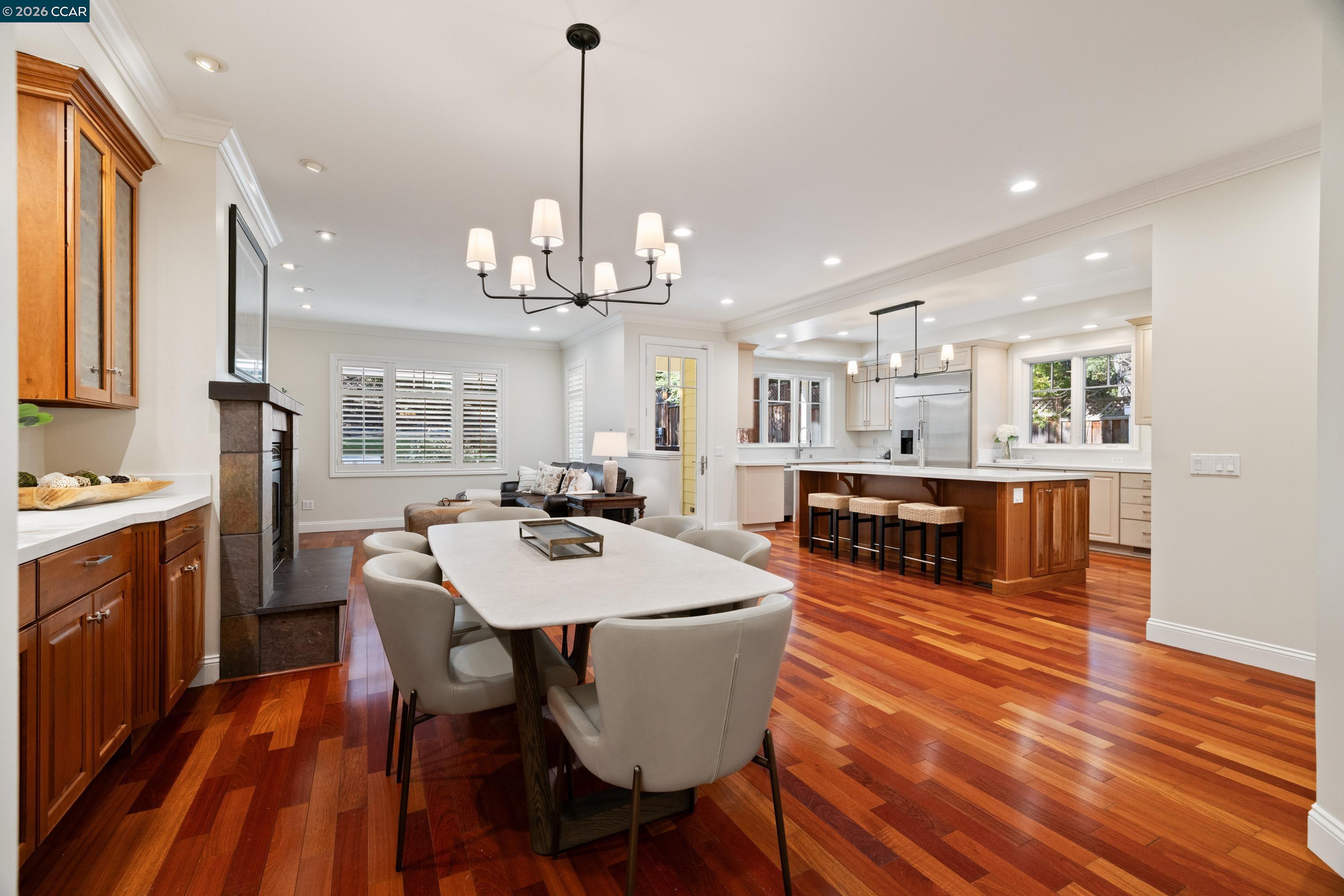 Detail Gallery Image 13 of 60 For 1910 Glenhaven Ave, Walnut Creek,  CA 94595 - 5 Beds | 3/3 Baths